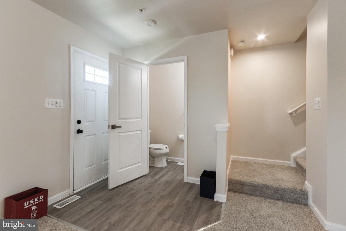 WILLOW GATE - Residential Lease