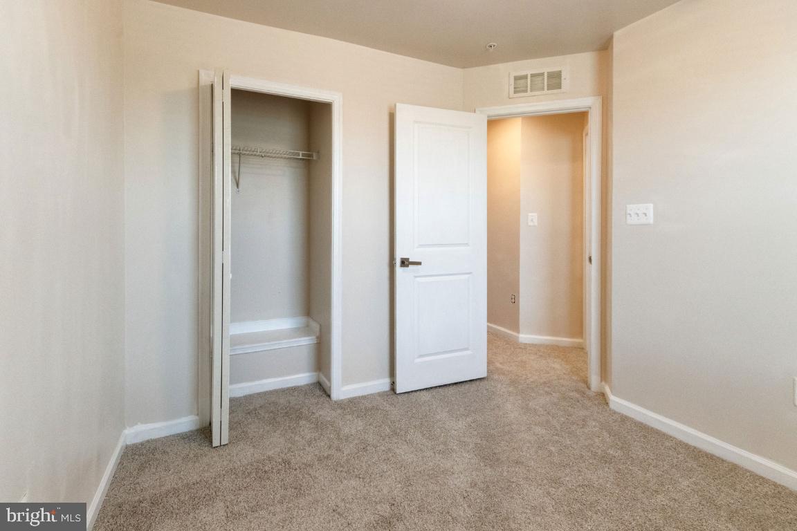 WILLOW GATE - Residential Lease