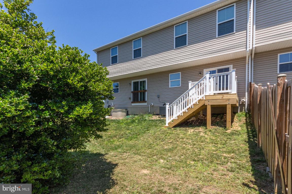 WILLOW GATE - Residential Lease