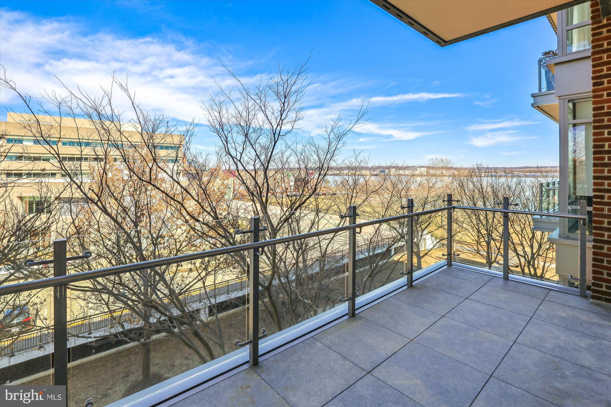 THE ORONOCO - Residential