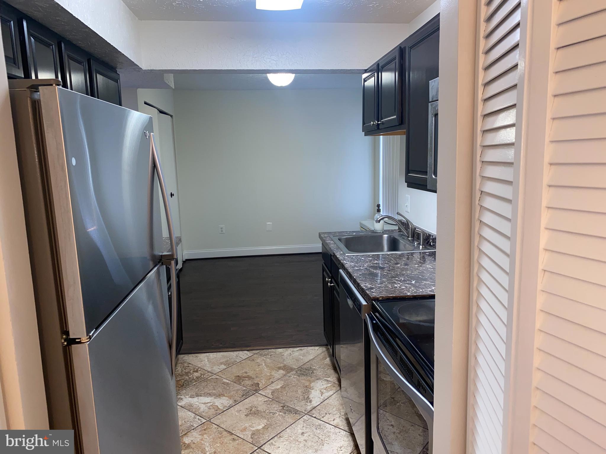 GREENBRIAR CONDO - Residential Lease