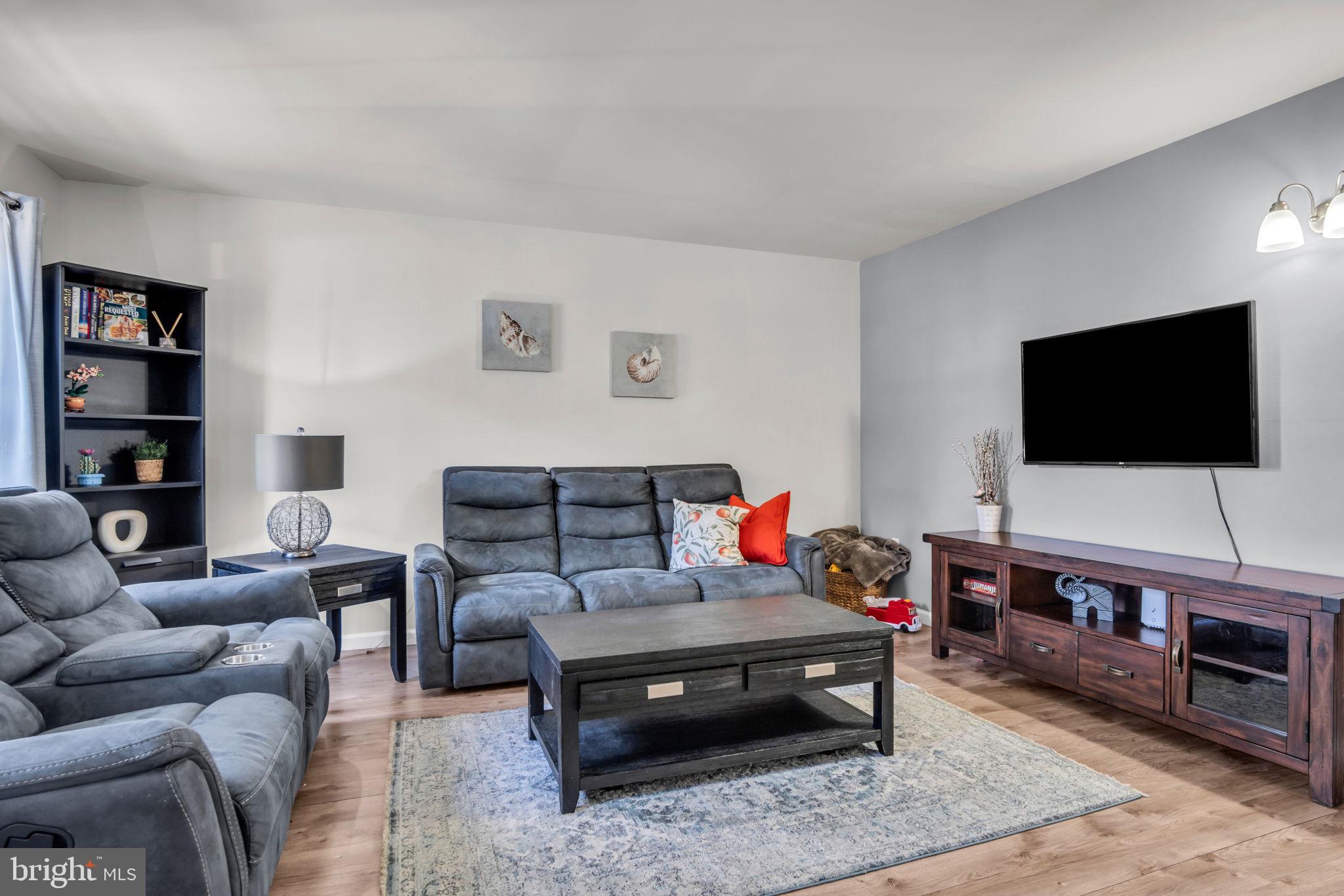 5459 POND ROAD