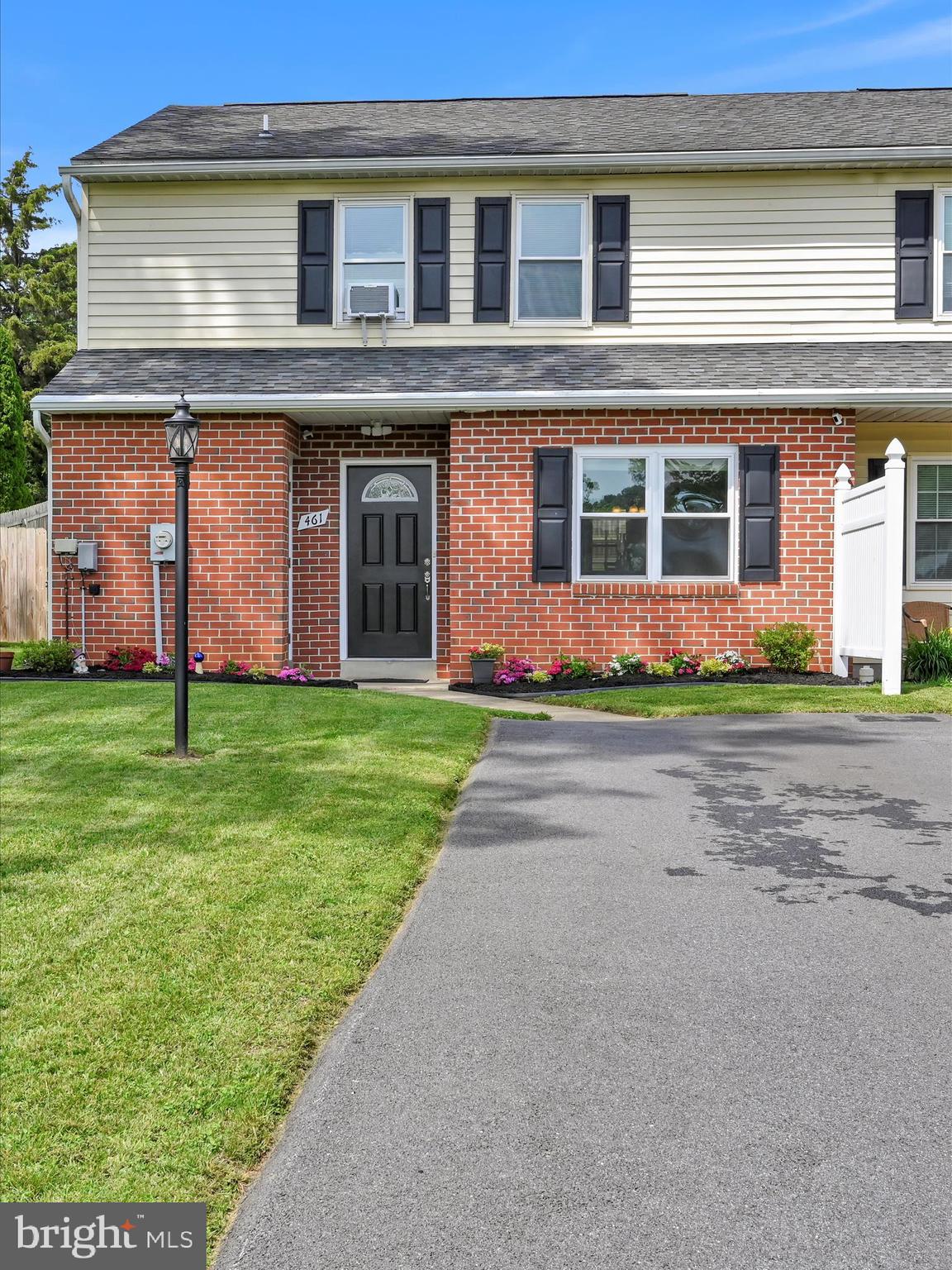 461 CROSSWINDS DRIVE
