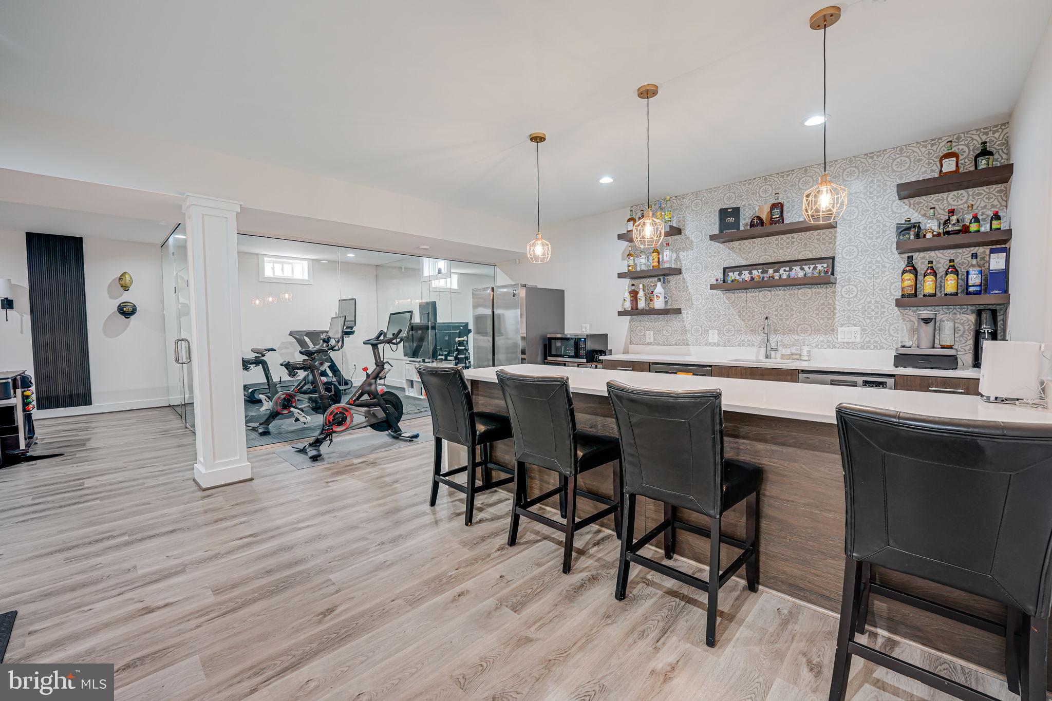 PIMMIT HILLS - Residential