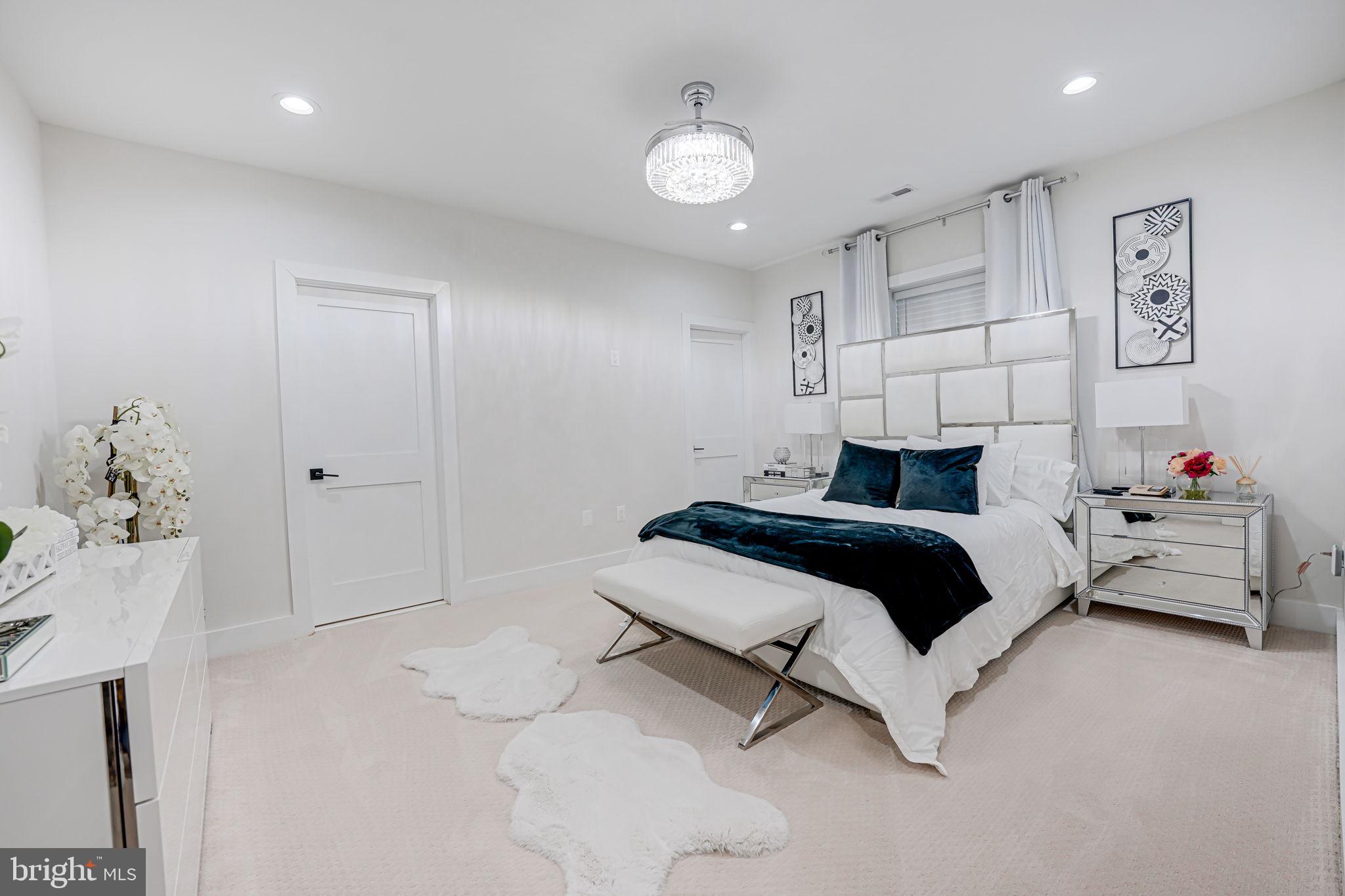 PIMMIT HILLS - Residential