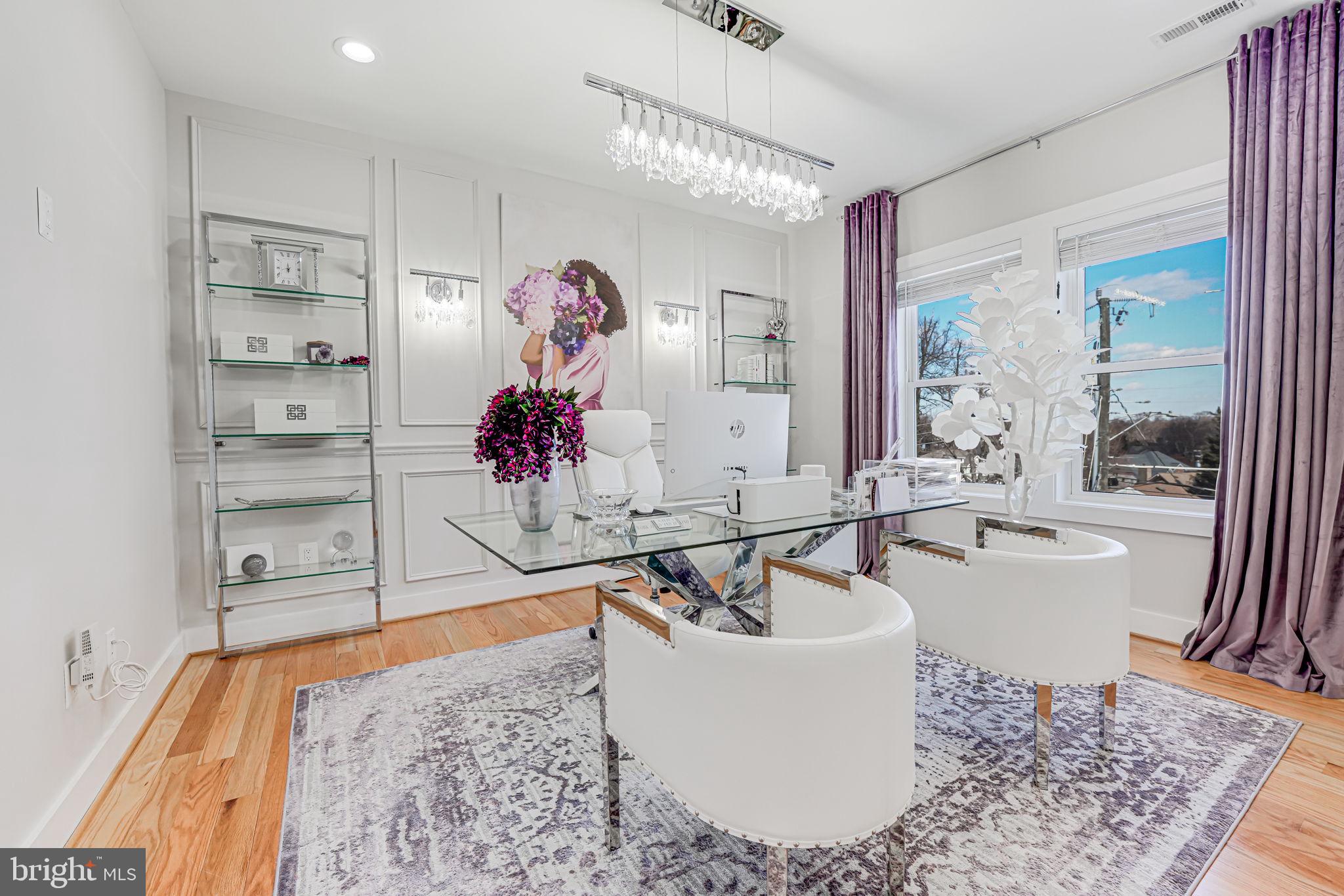 PIMMIT HILLS - Residential