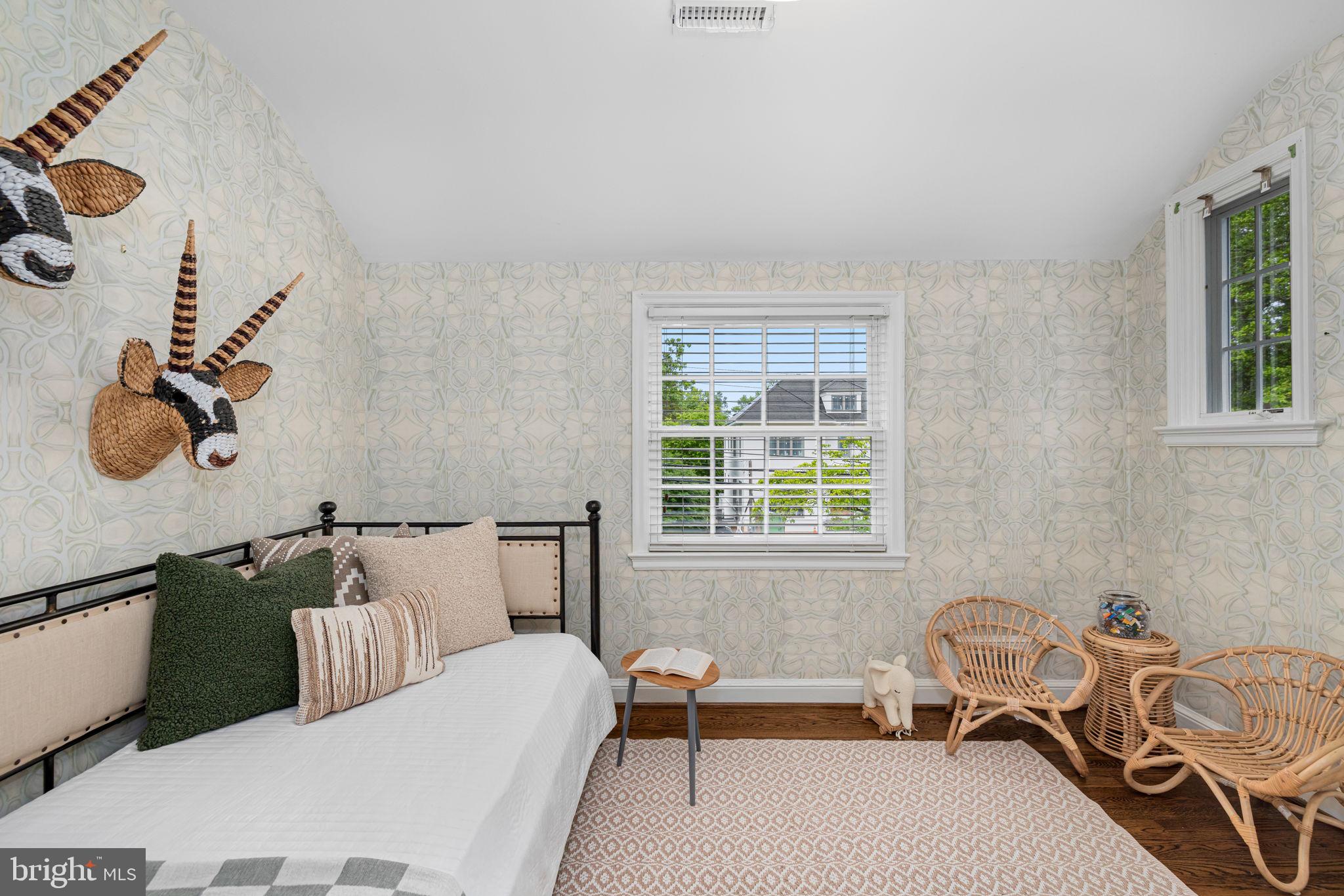 SPRING VALLEY - Residential