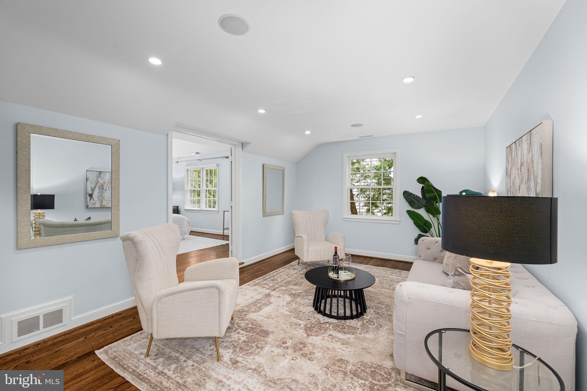SPRING VALLEY - Residential