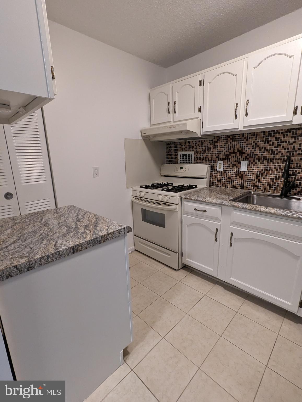 AMERICANA CENTRE - Residential