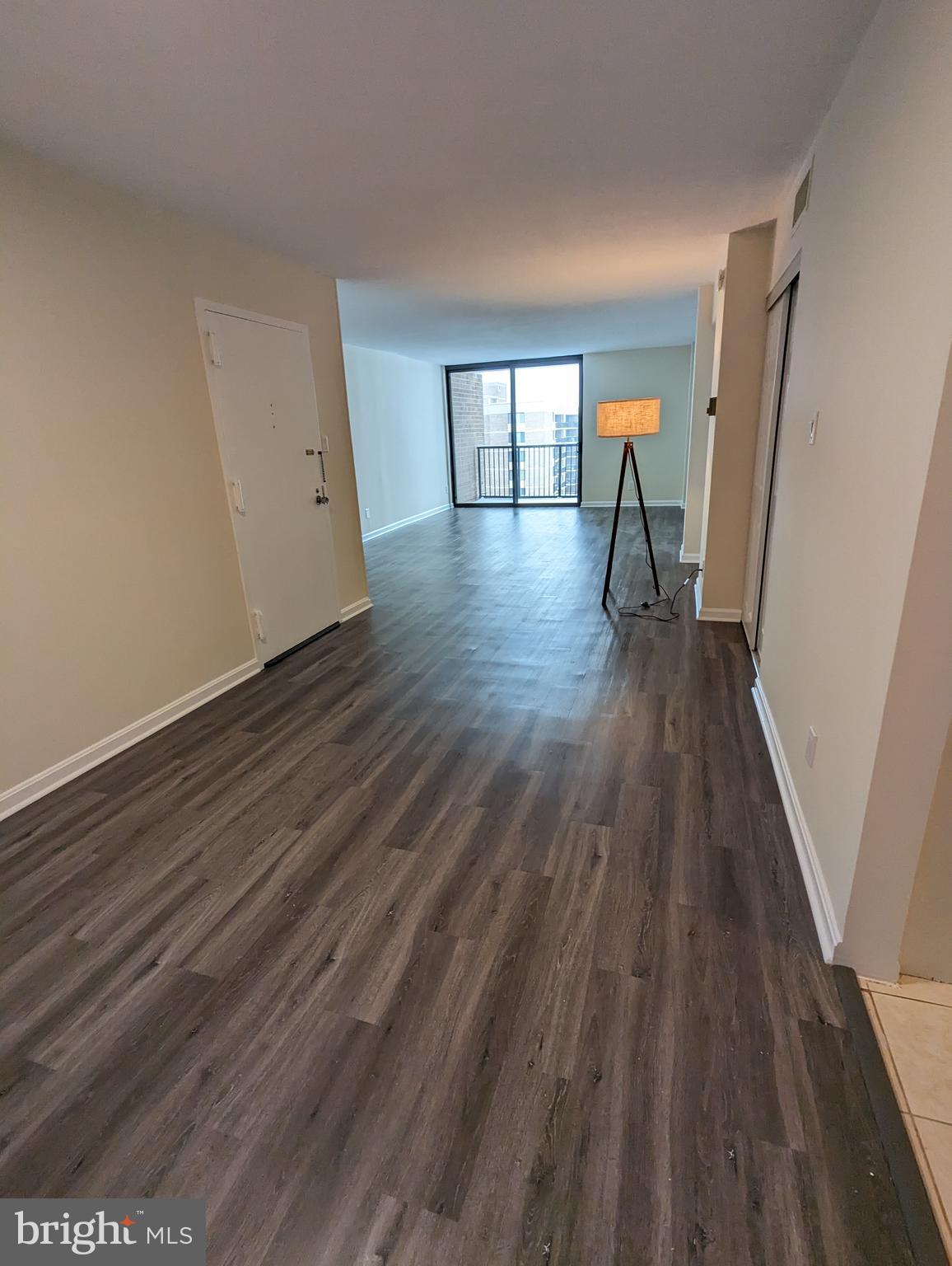 AMERICANA CENTRE - Residential