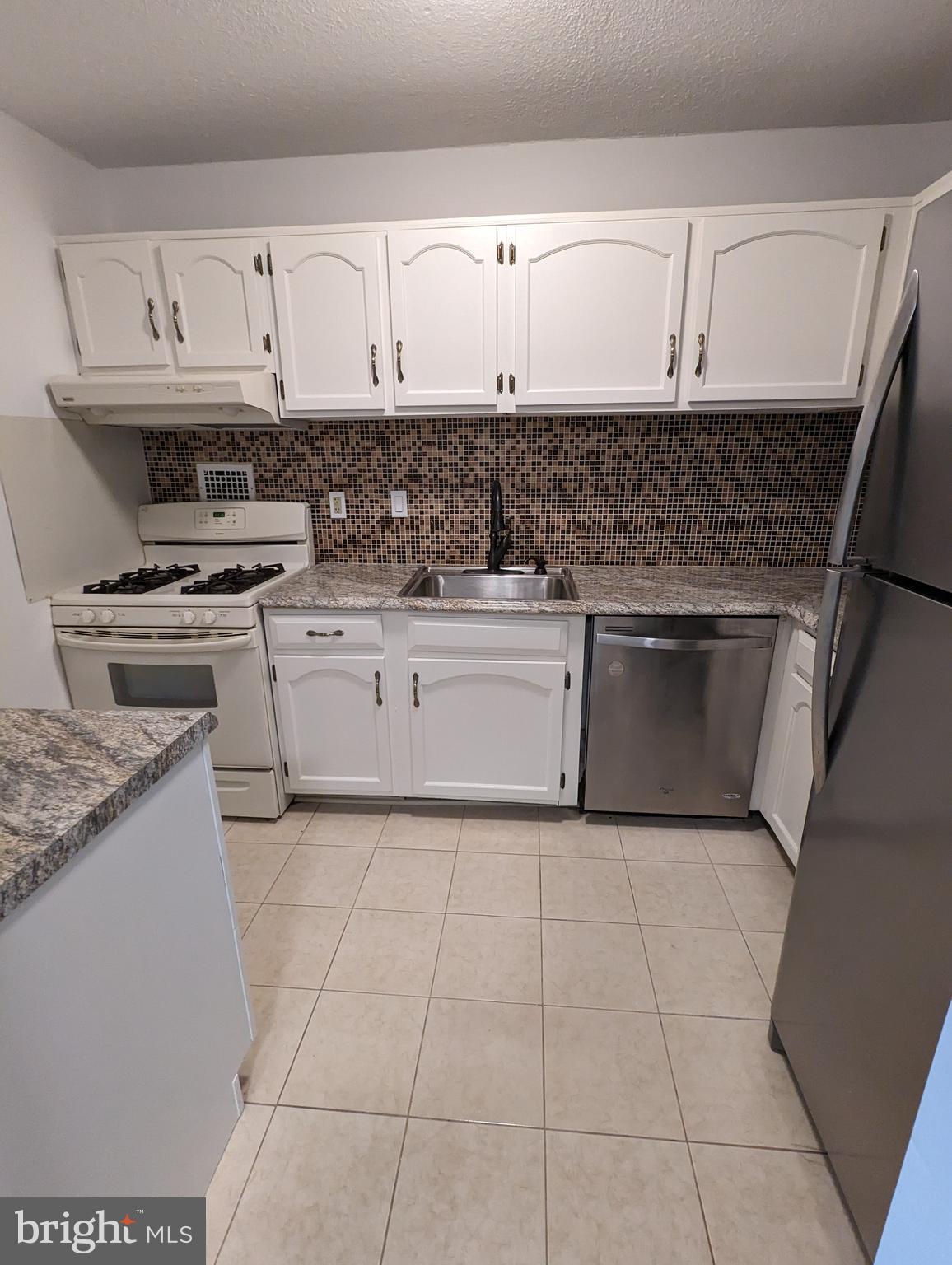 AMERICANA CENTRE - Residential