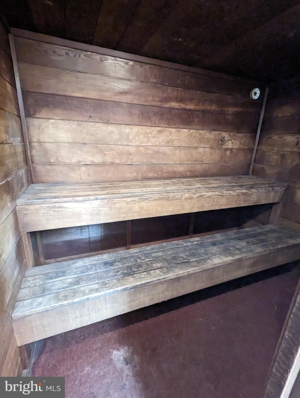 AMERICANA CENTRE - Residential