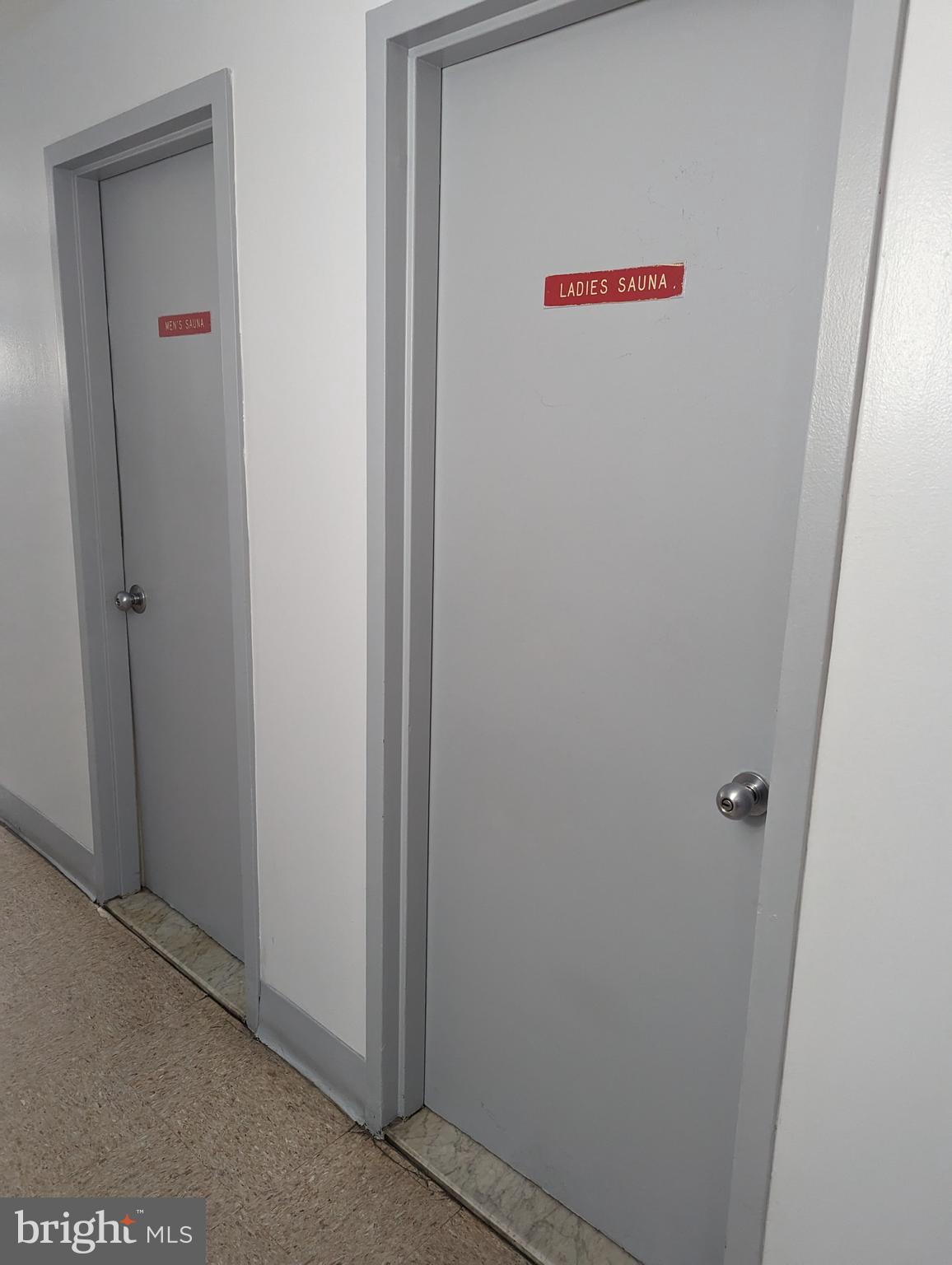 AMERICANA CENTRE - Residential