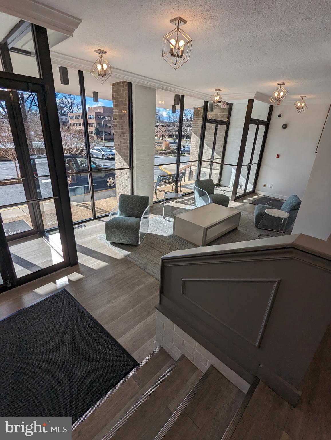 AMERICANA CENTRE - Residential