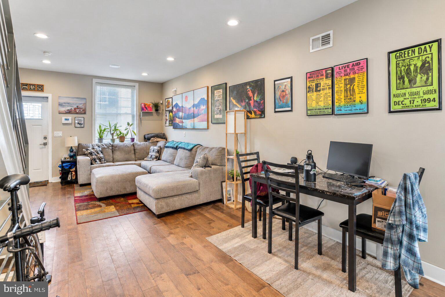 2813 TULIP STREET