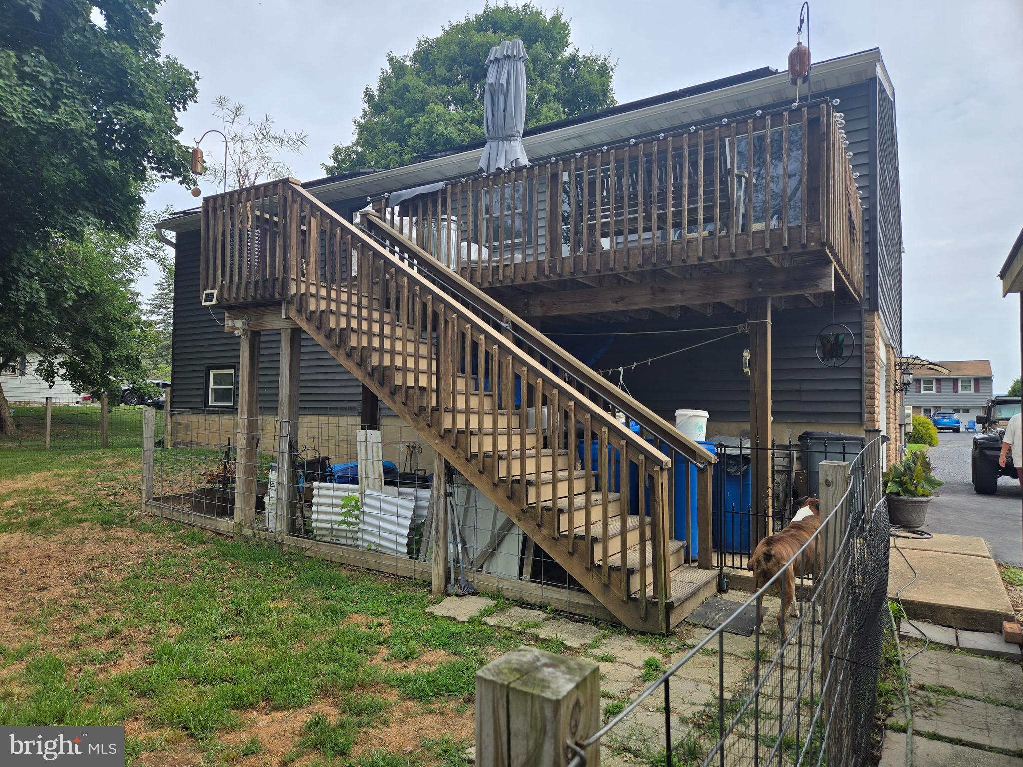 128 DEER DR