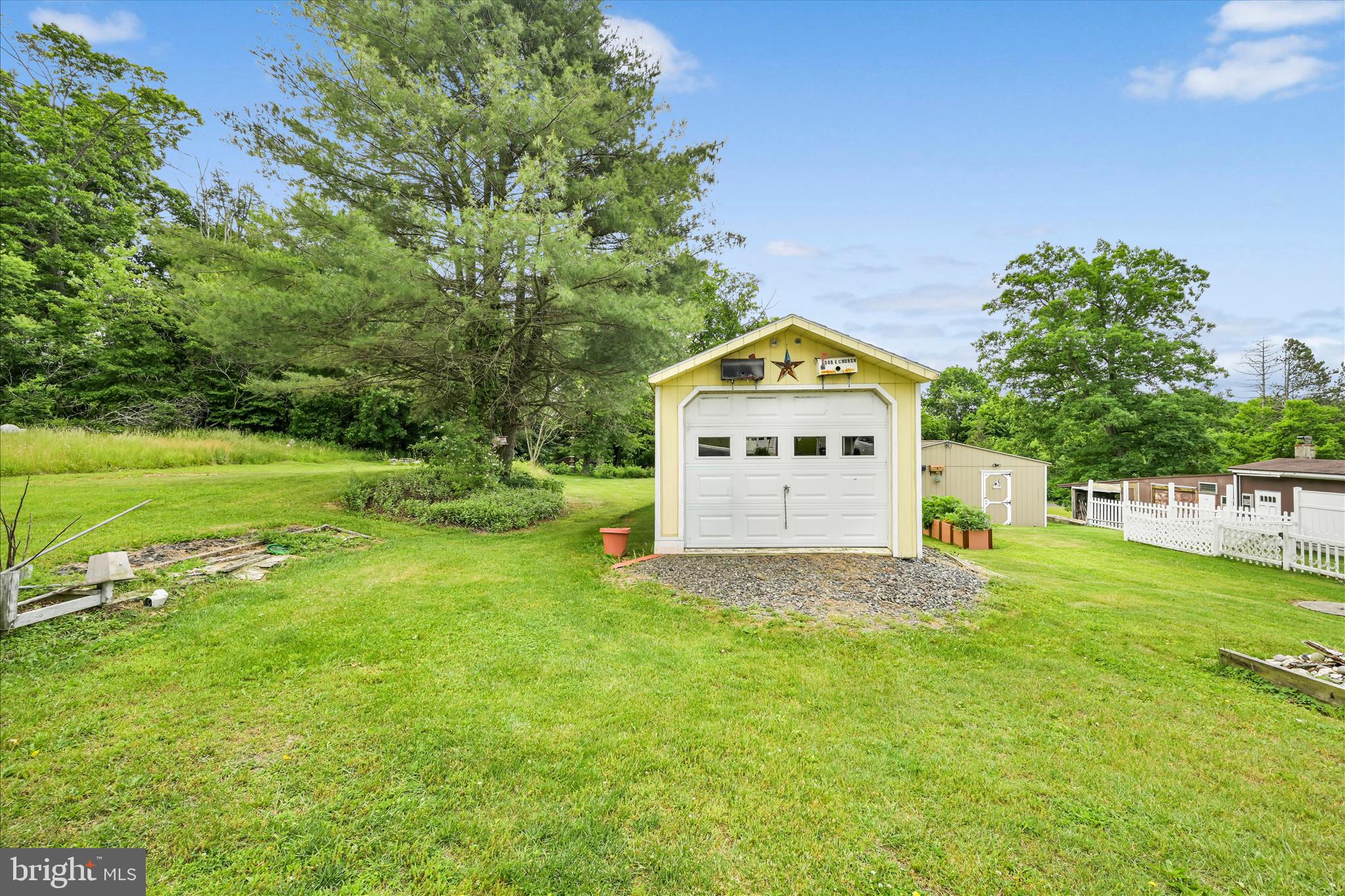 24 UPPER BEECHWOOD AVENUE