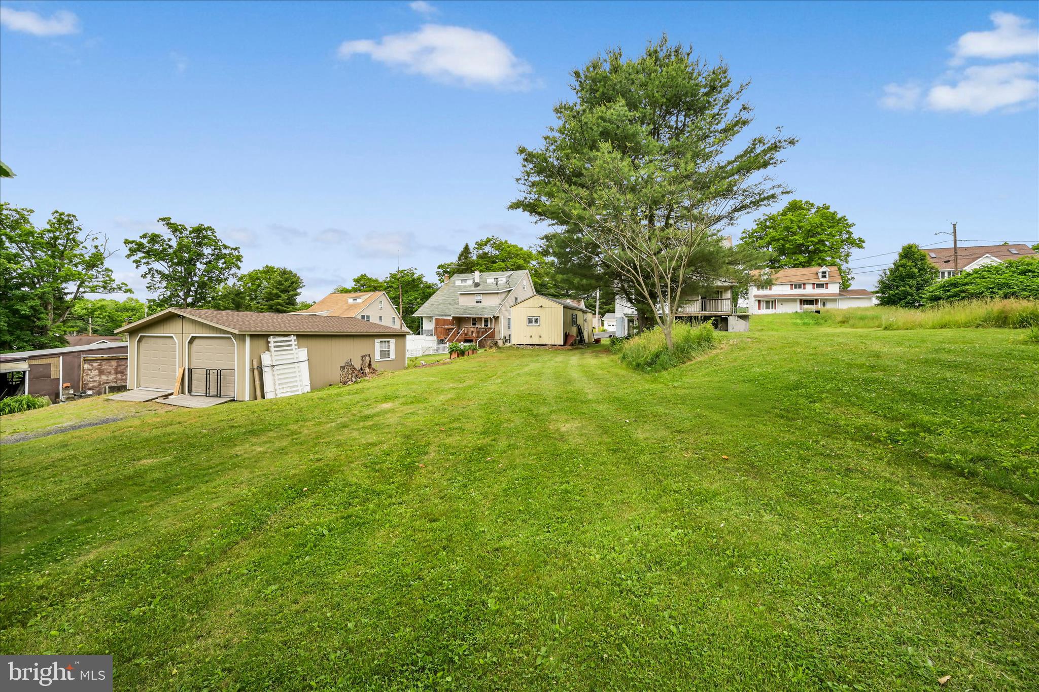 24 UPPER BEECHWOOD AVENUE