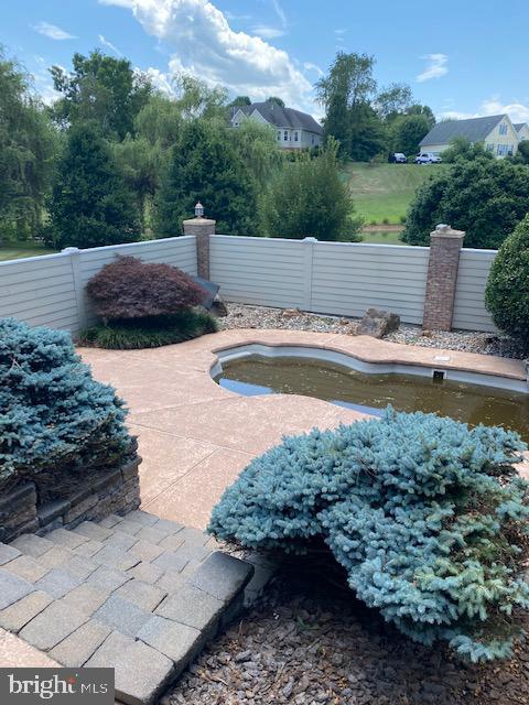 CEDARBROOKE II - Residential