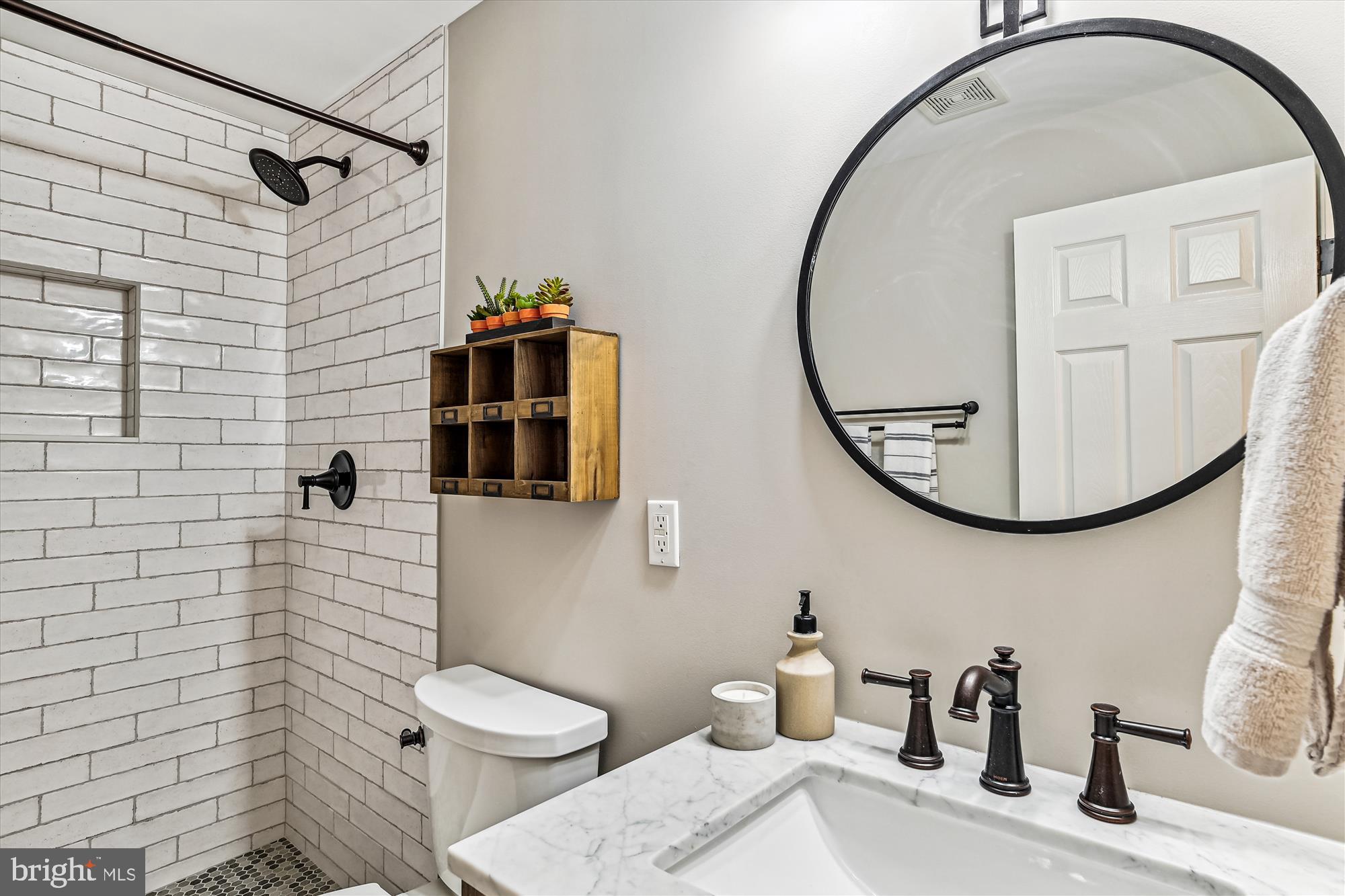 TROTTER WOODS - Residential