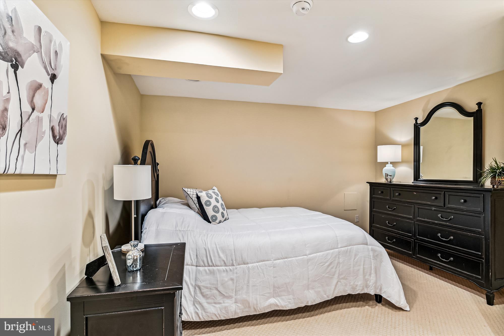 TROTTER WOODS - Residential