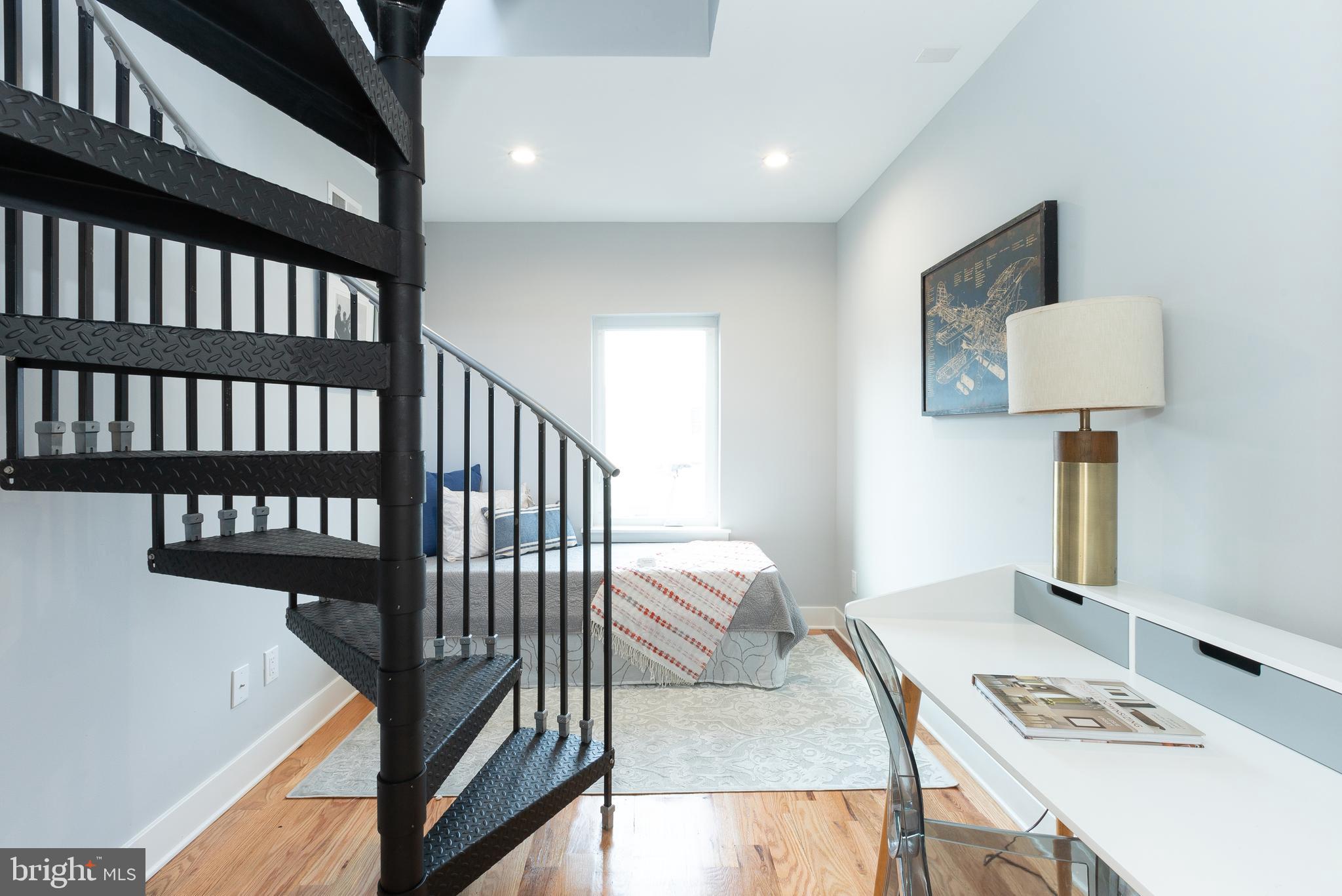 FAIRMOUNT - Residential