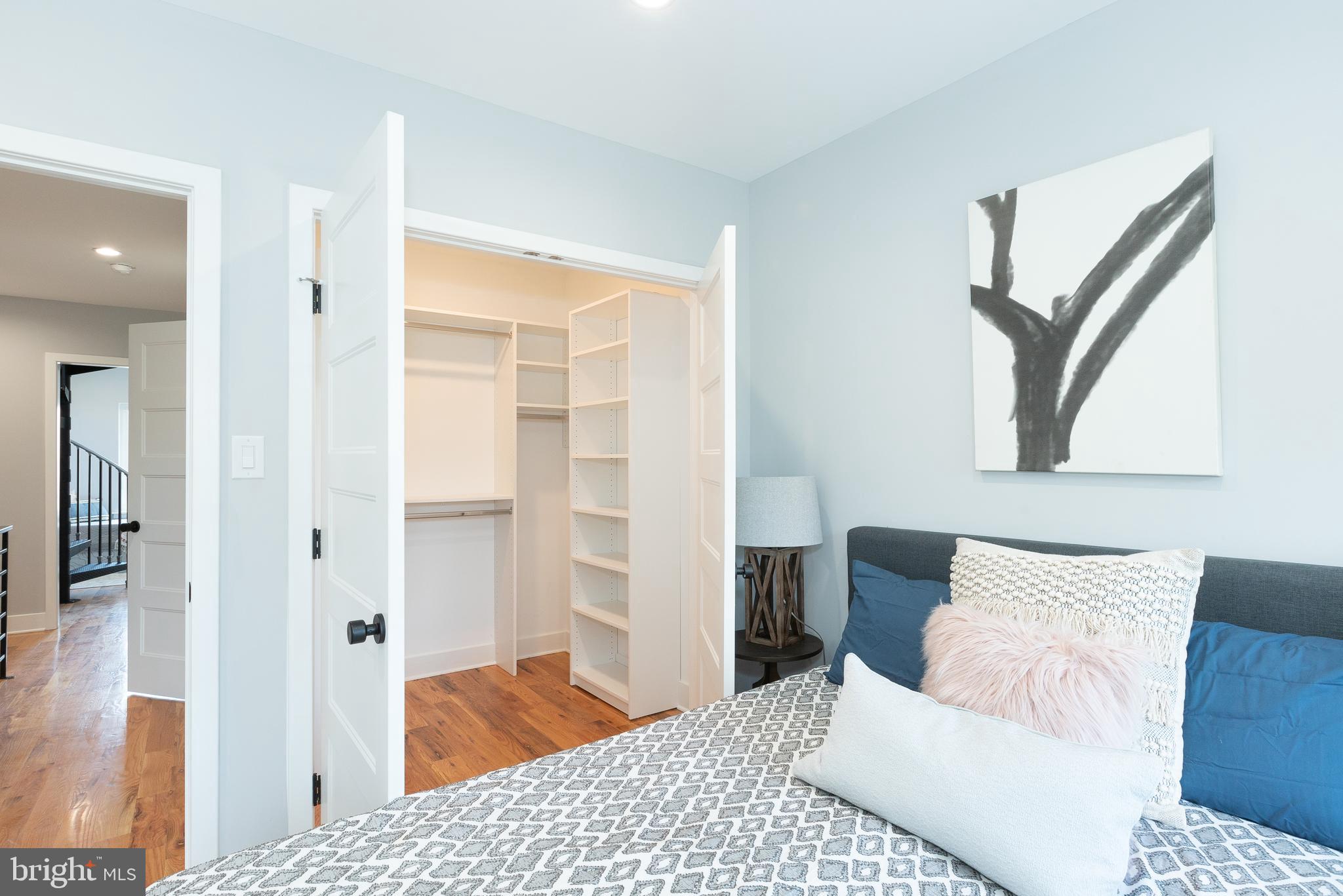 FAIRMOUNT - Residential