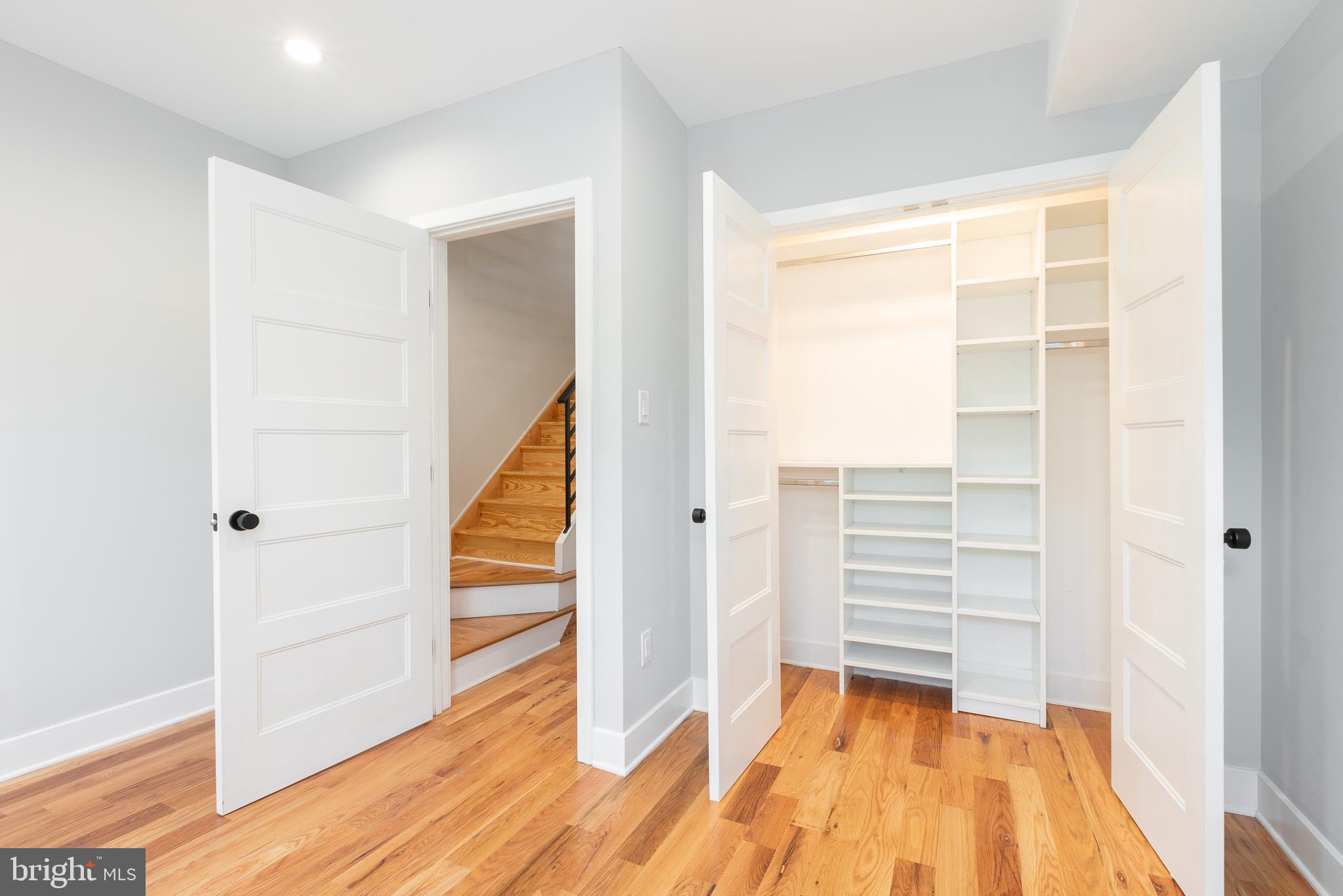 FAIRMOUNT - Residential