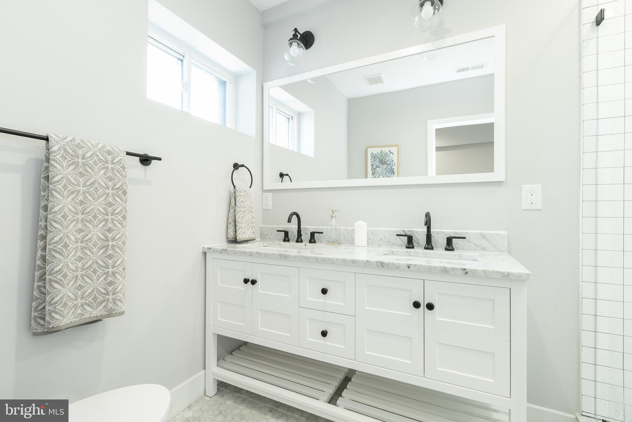 FAIRMOUNT - Residential