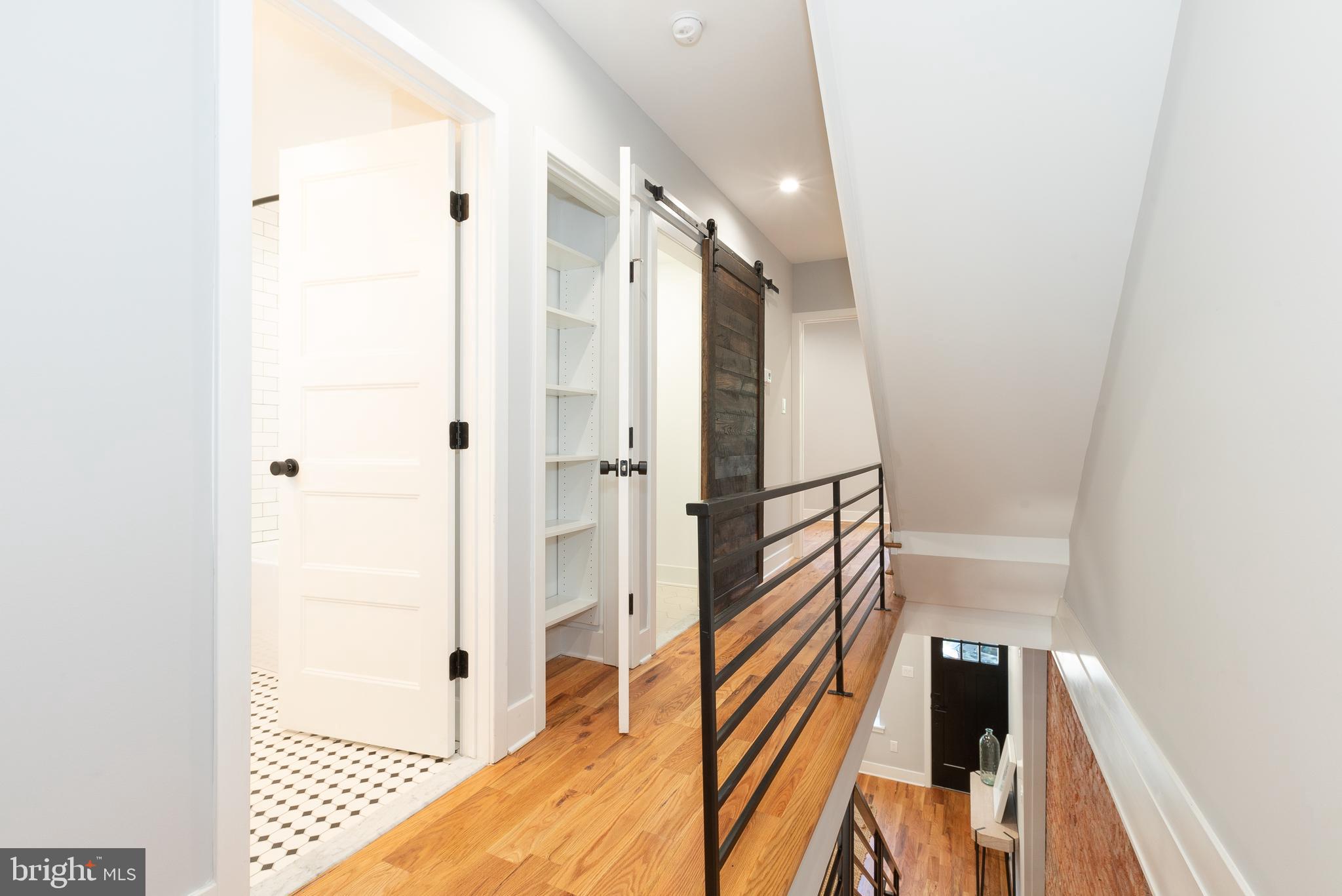 FAIRMOUNT - Residential