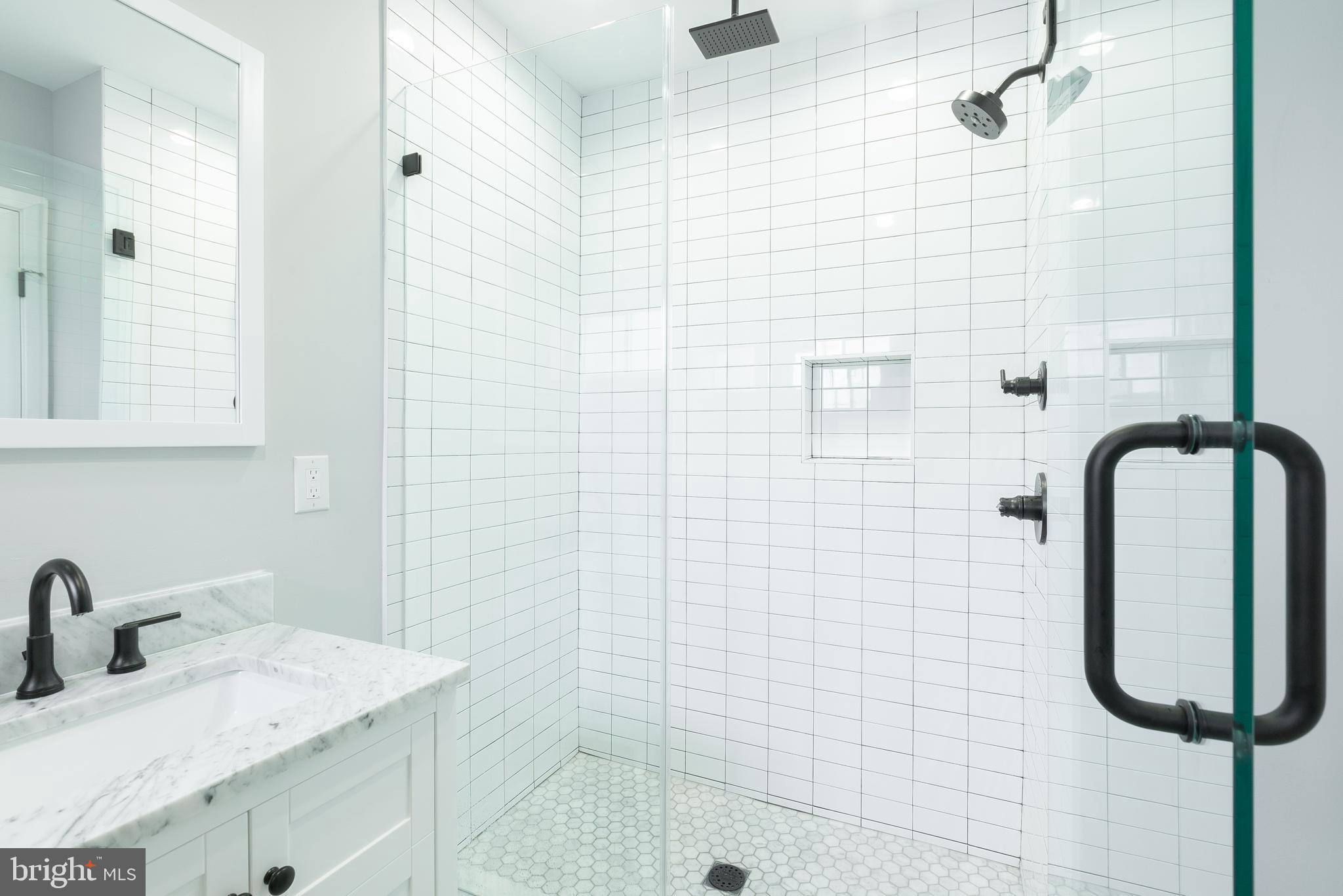 FAIRMOUNT - Residential