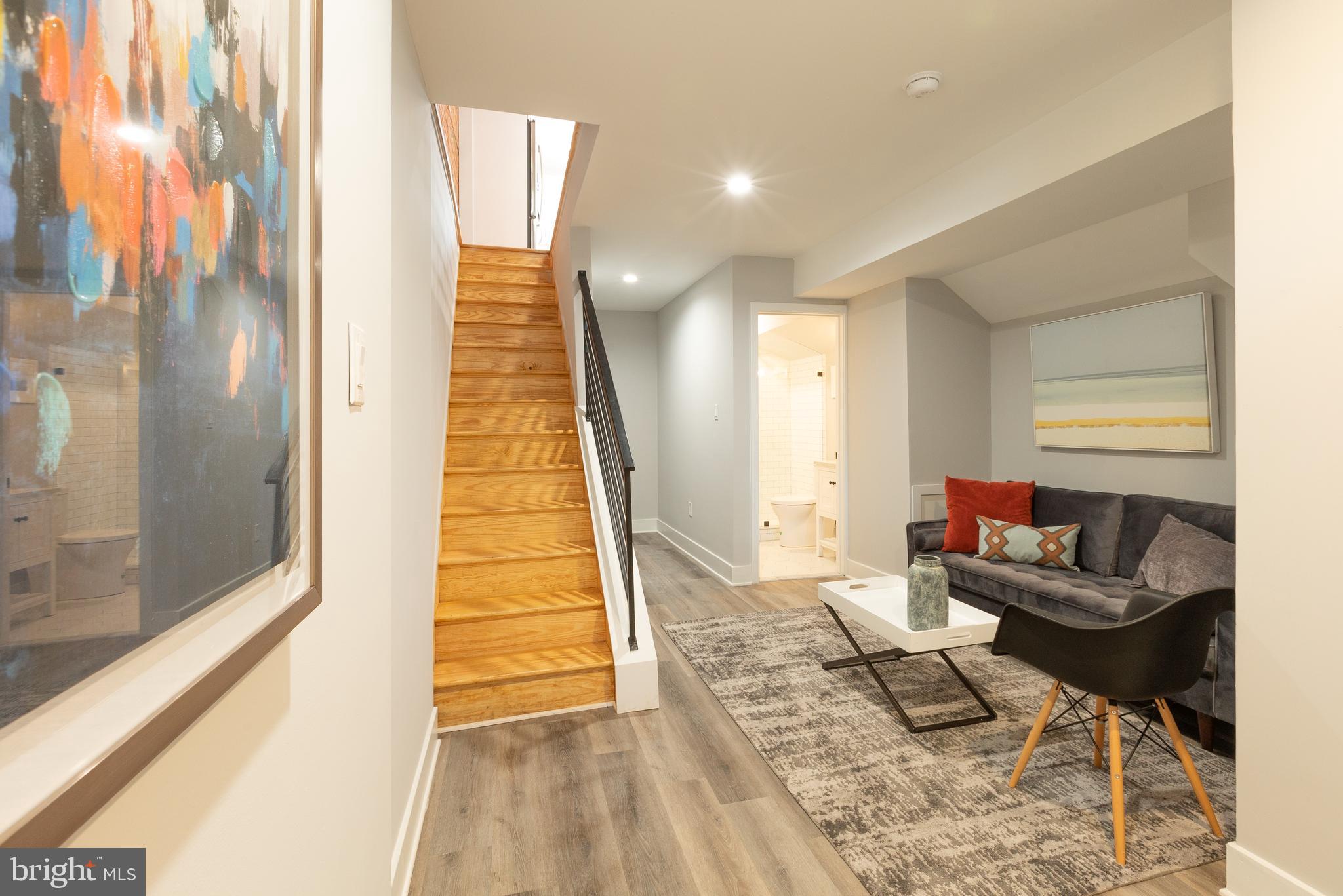 FAIRMOUNT - Residential