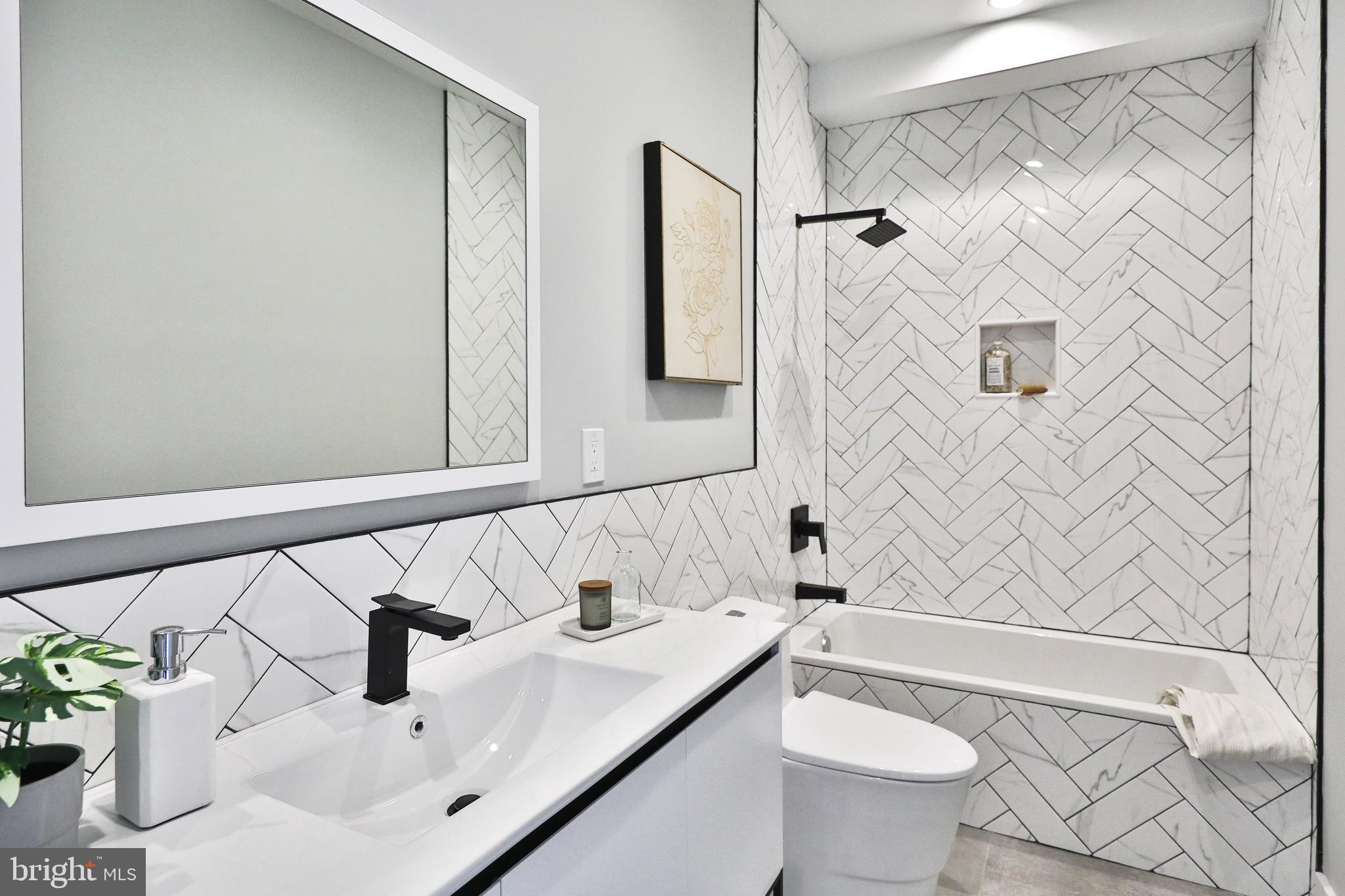 FRANCISVILLE - Residential Lease