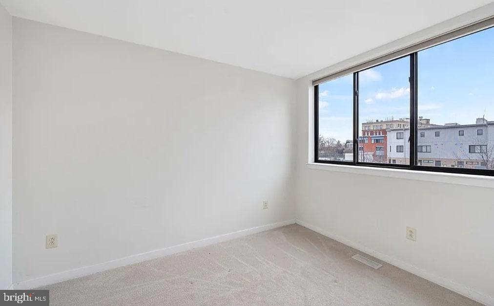 POPLAR - Residential Lease