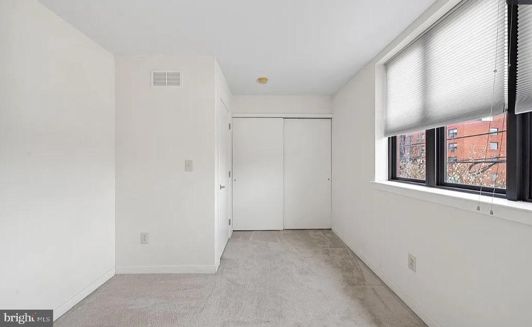 POPLAR - Residential Lease