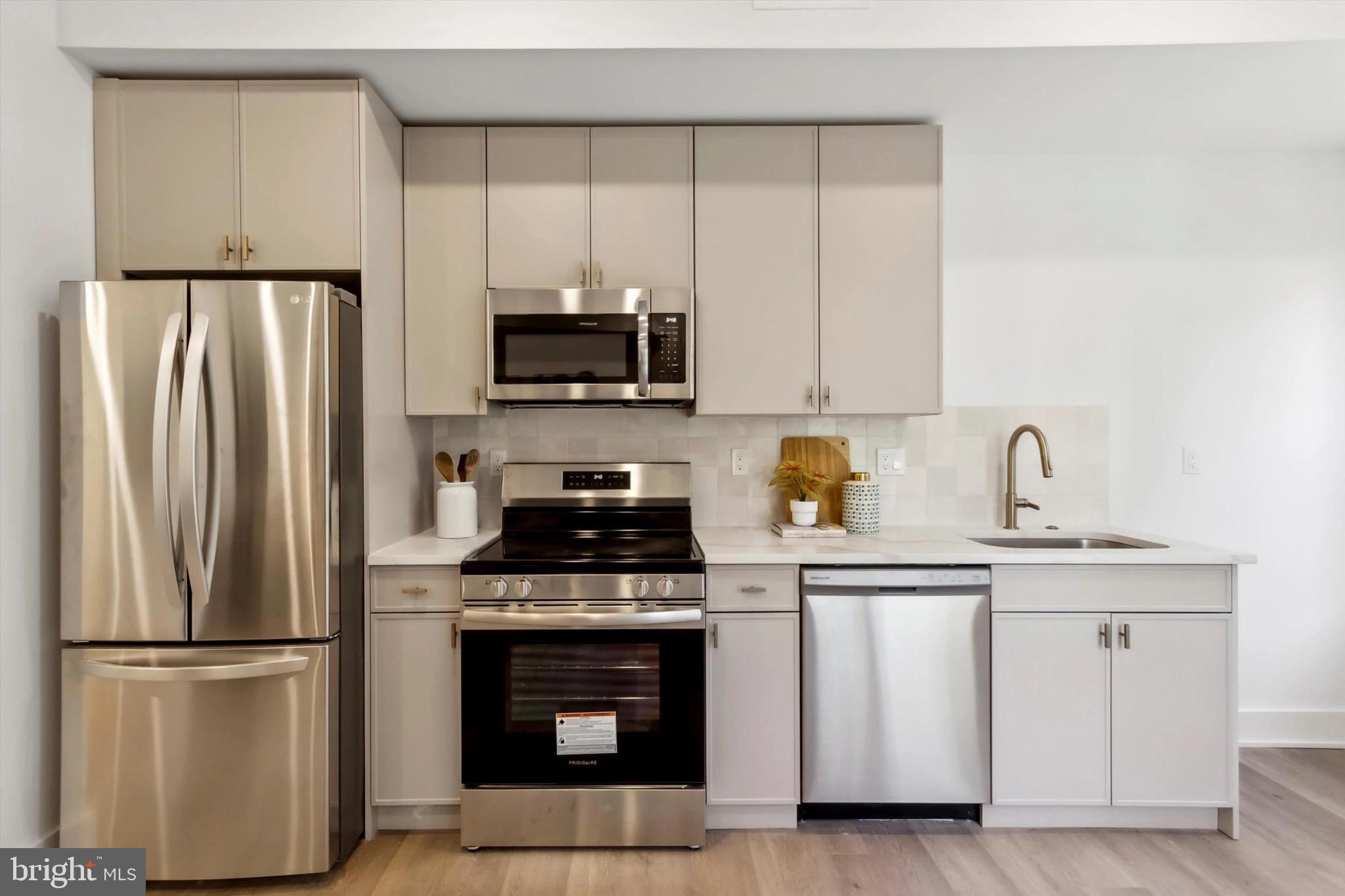 367 W HORTTER STREET 304