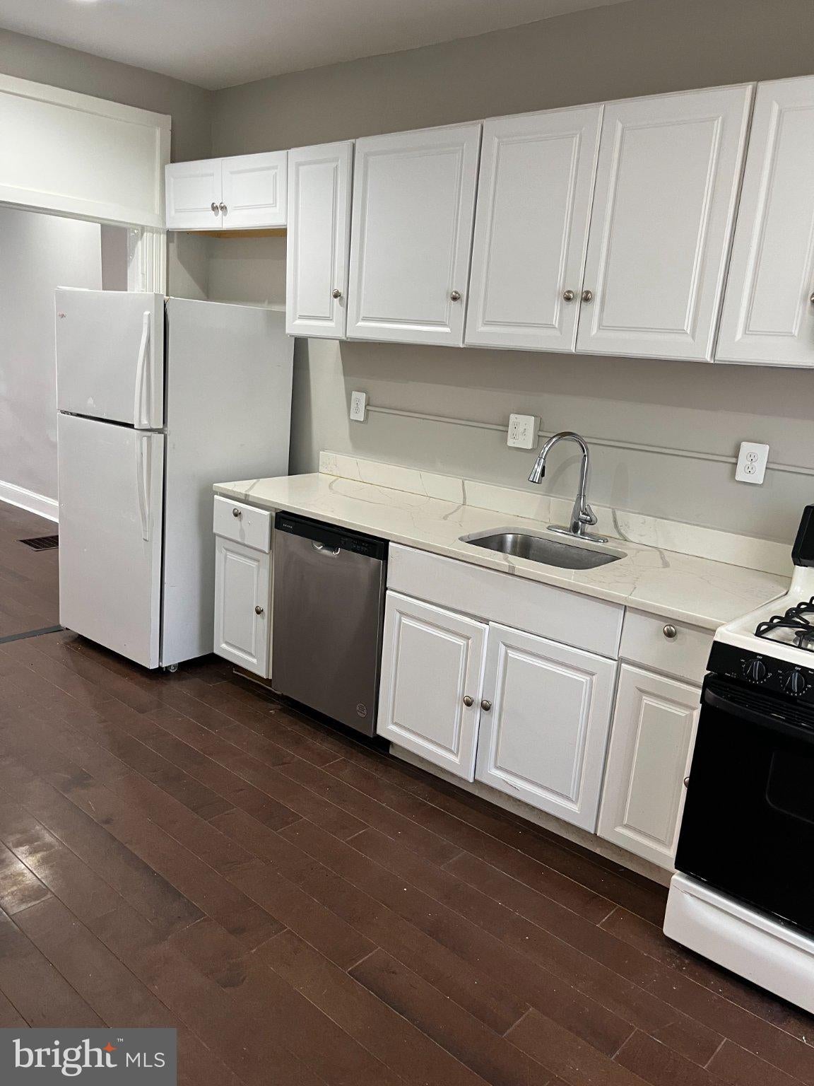 402 N CURLEY STREET, BALTIMORE, MD, 21224 402 N CURLEY STREET
