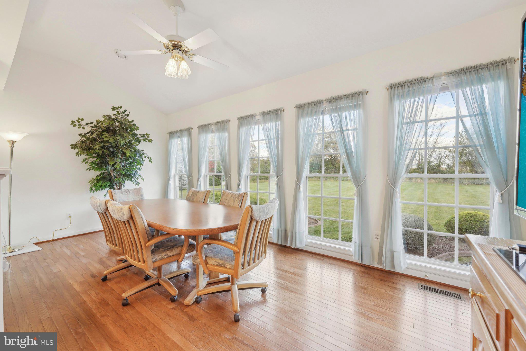 COLTS RIDGE - Residential