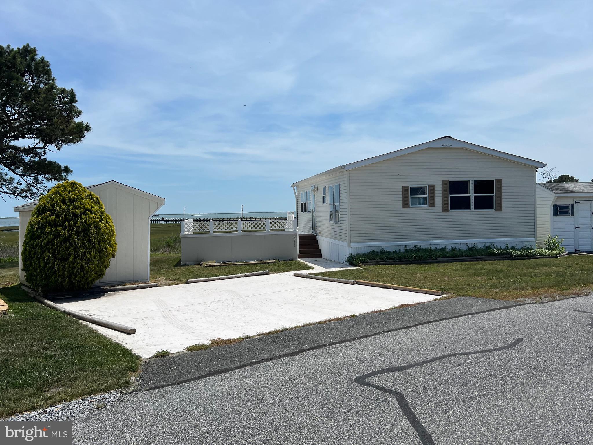 8841 BAY RIDGE DRIVE