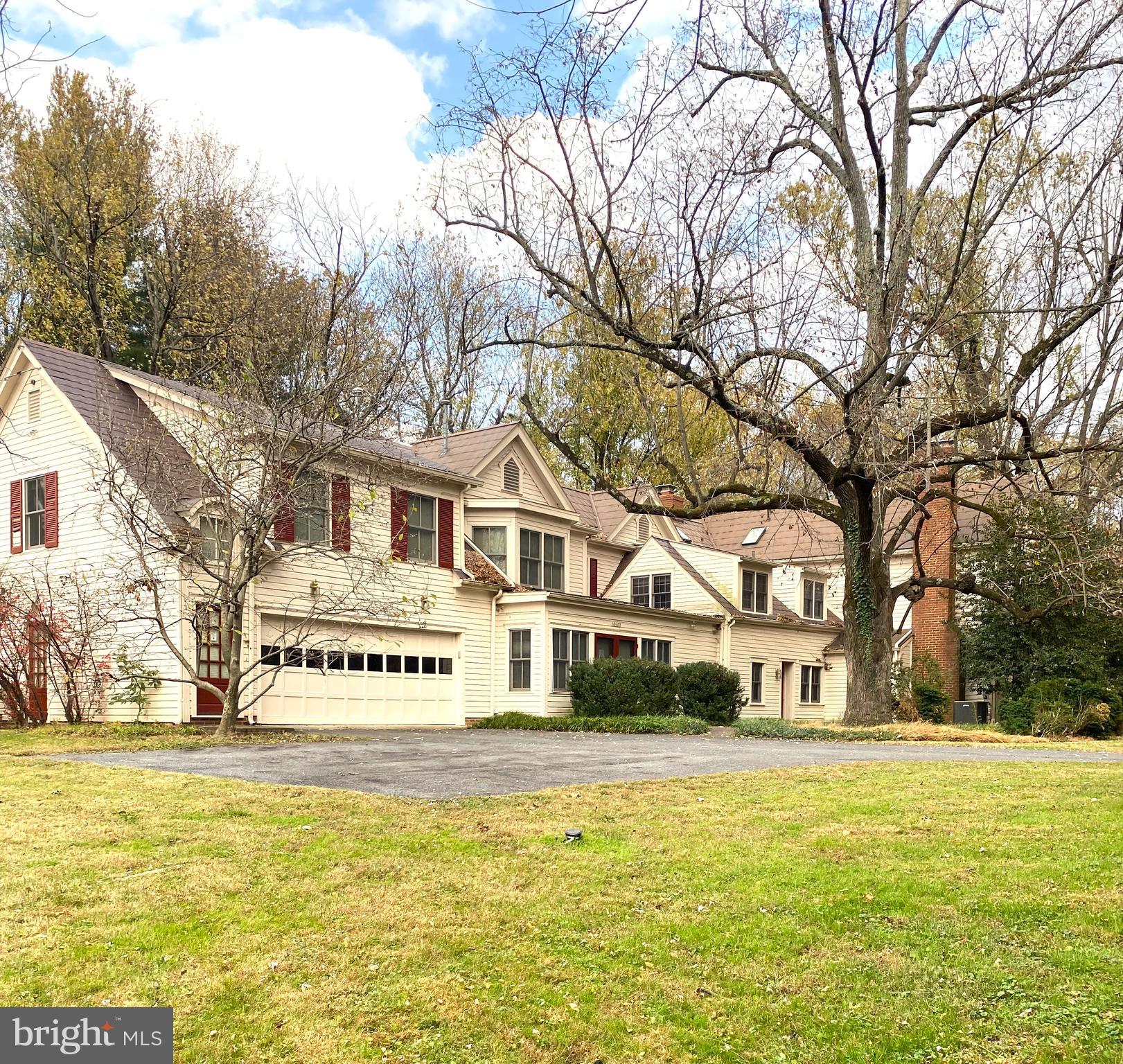 POTOMAC OUTSIDE - Residential