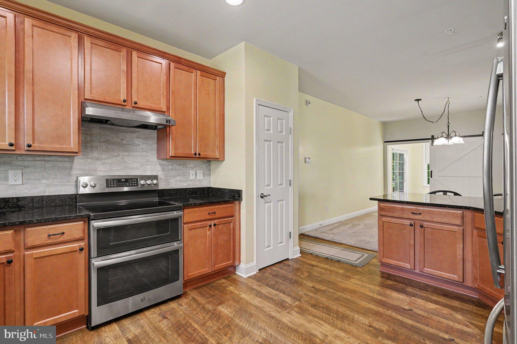 307 SYDNEY LANE