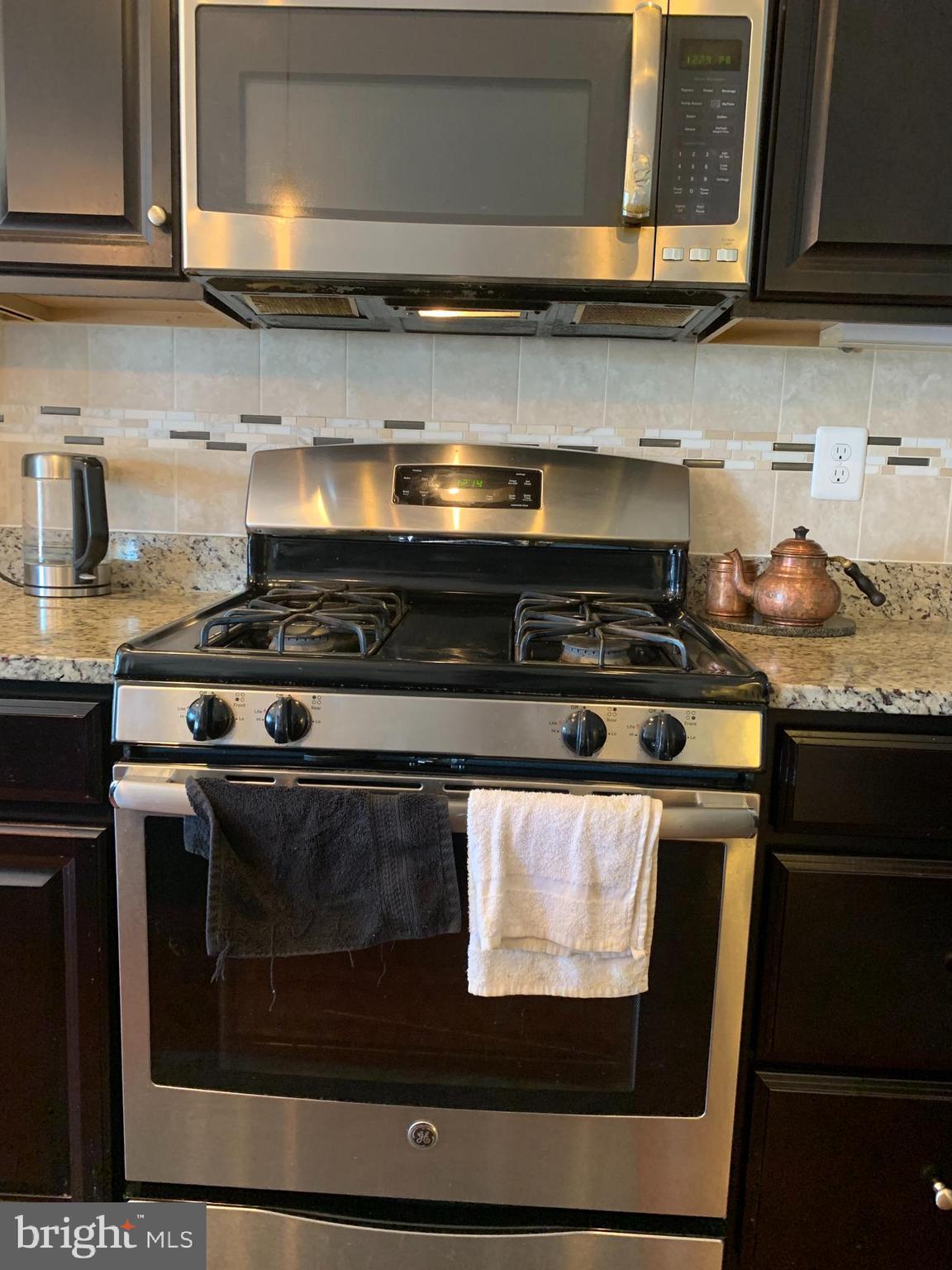 BALLARD GREEN - Residential Lease