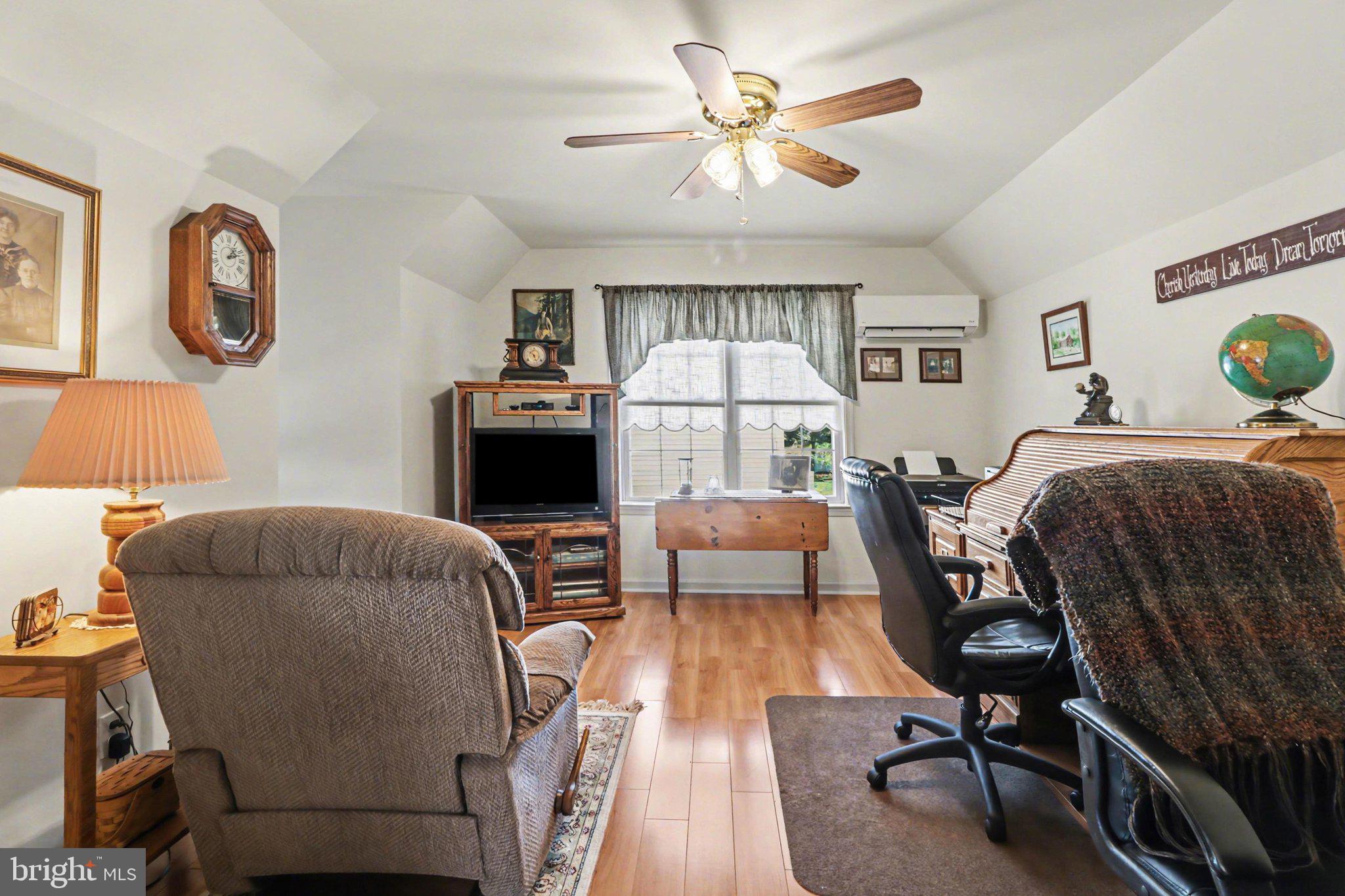 SPRINGBROOK FARMS - Residential