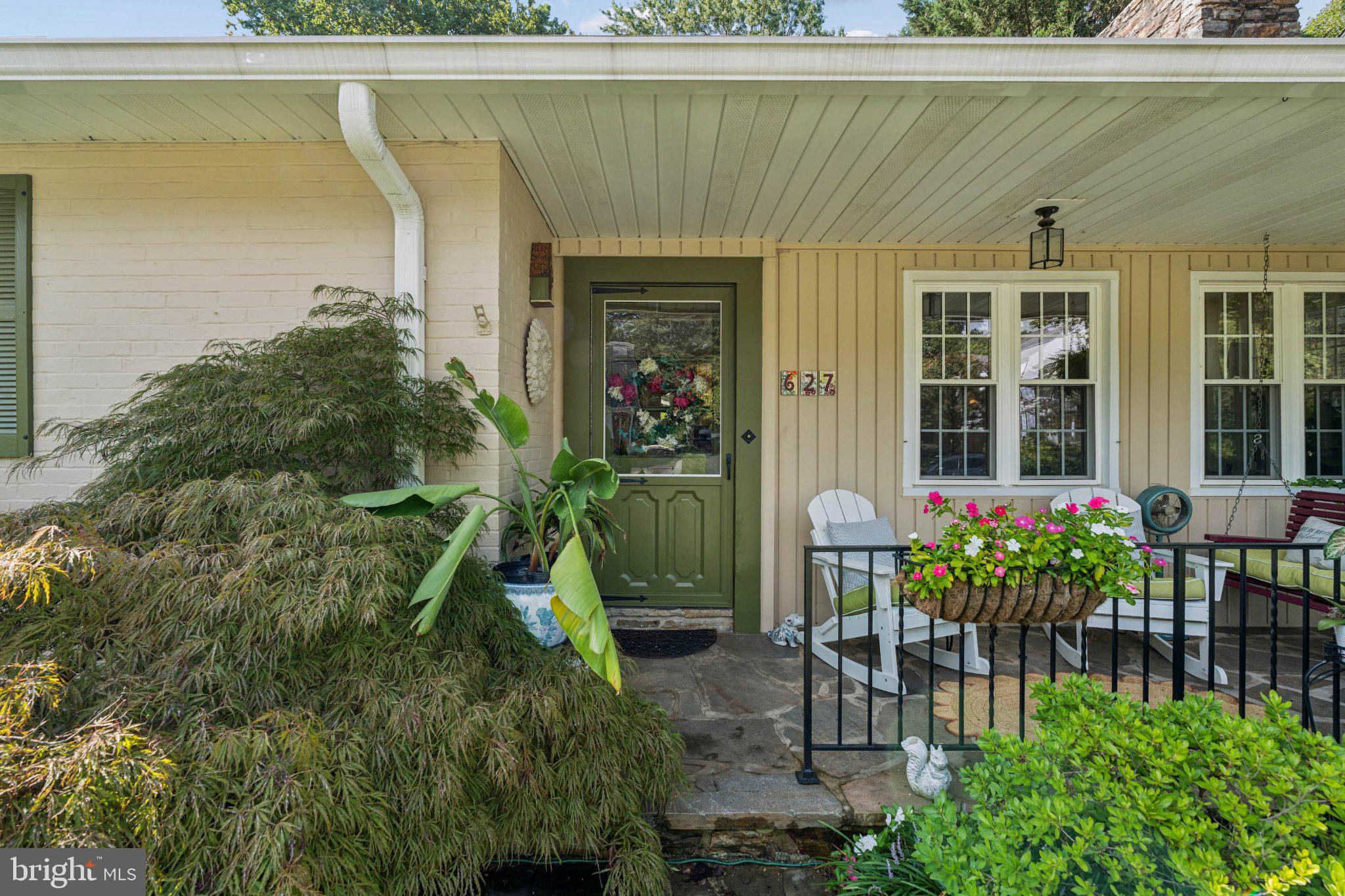 627 YARMOUTH ROAD