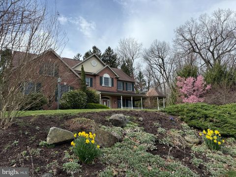 Photo of 5 Glen Hollow Court, READING, PA 19607 (MLS # PABK2070104)