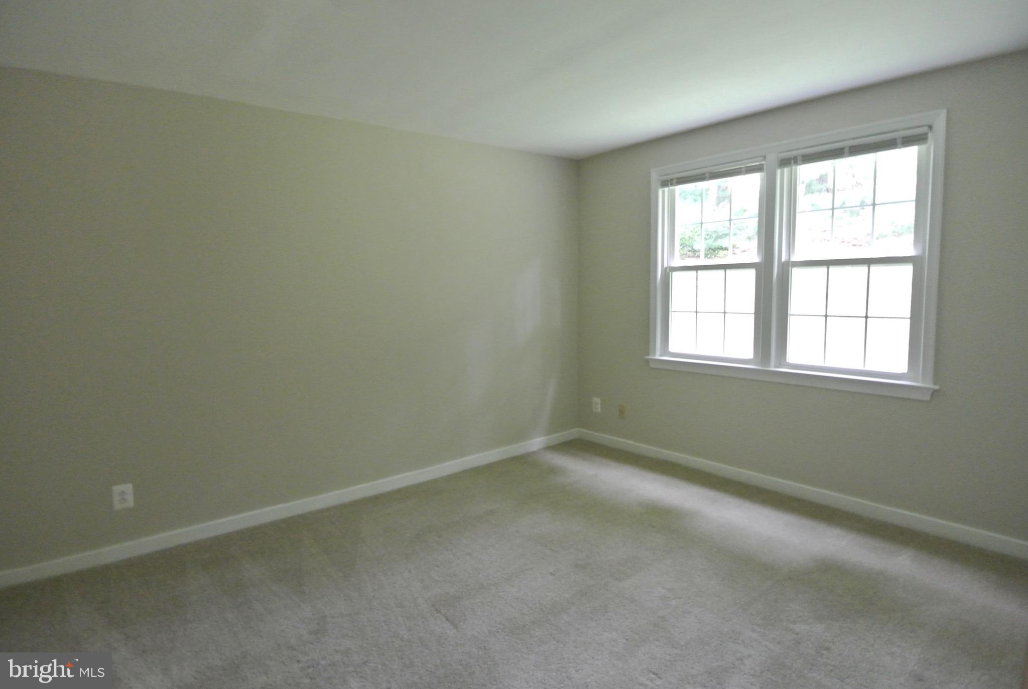 ROCK CREEK GARDENS - Residential Lease