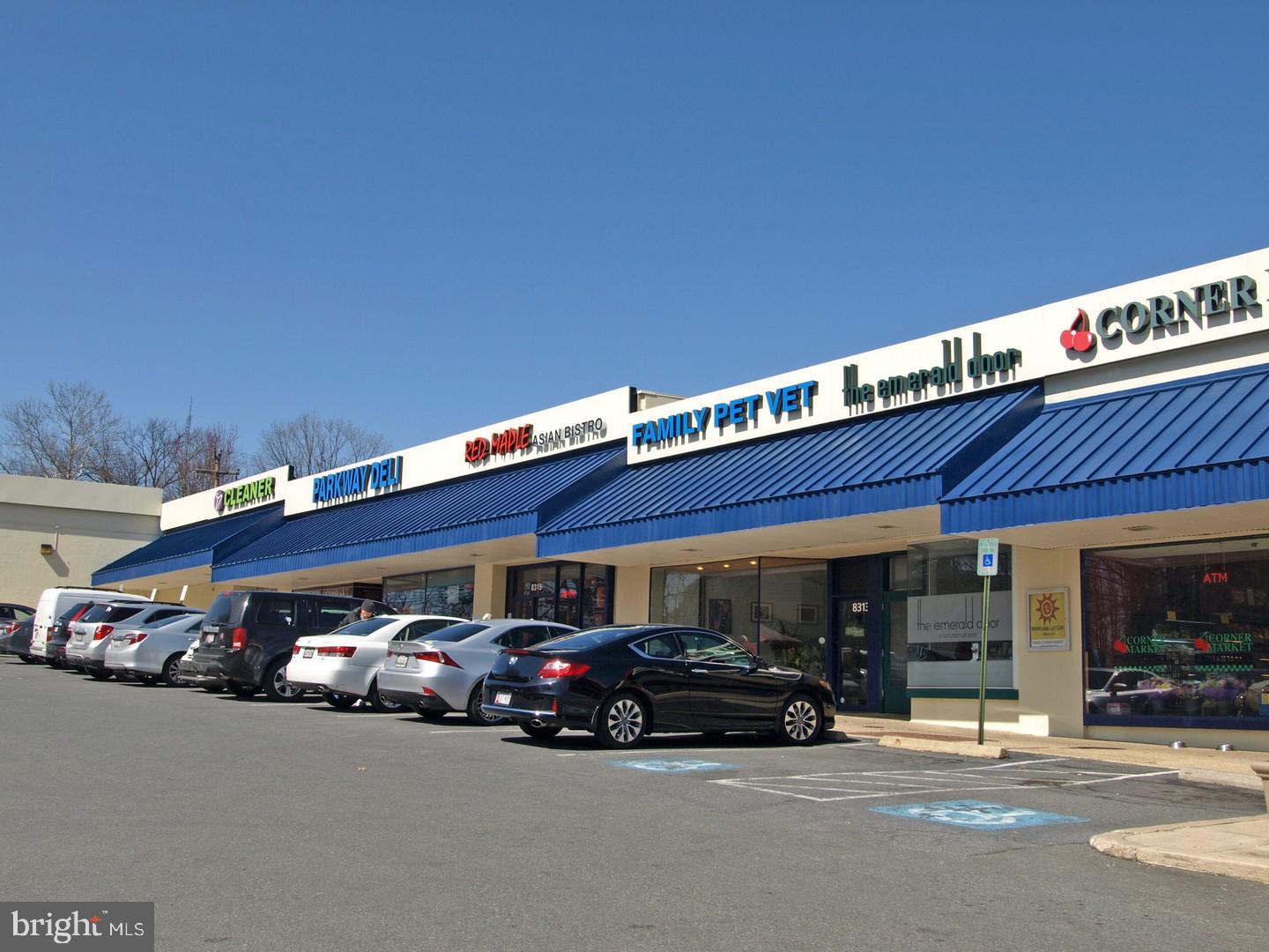 ROCK CREEK GARDENS - Residential Lease