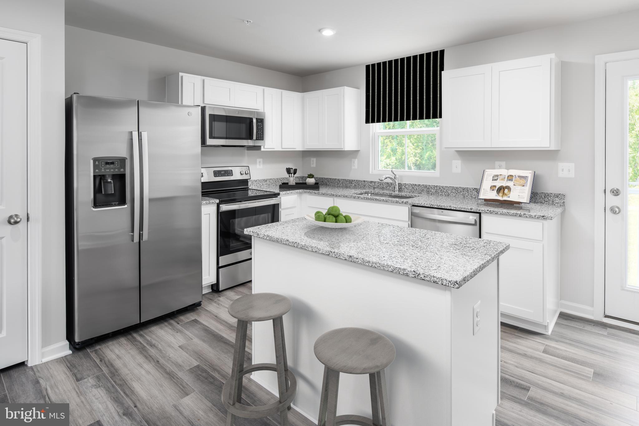 CARDINAL POINTE - Residential