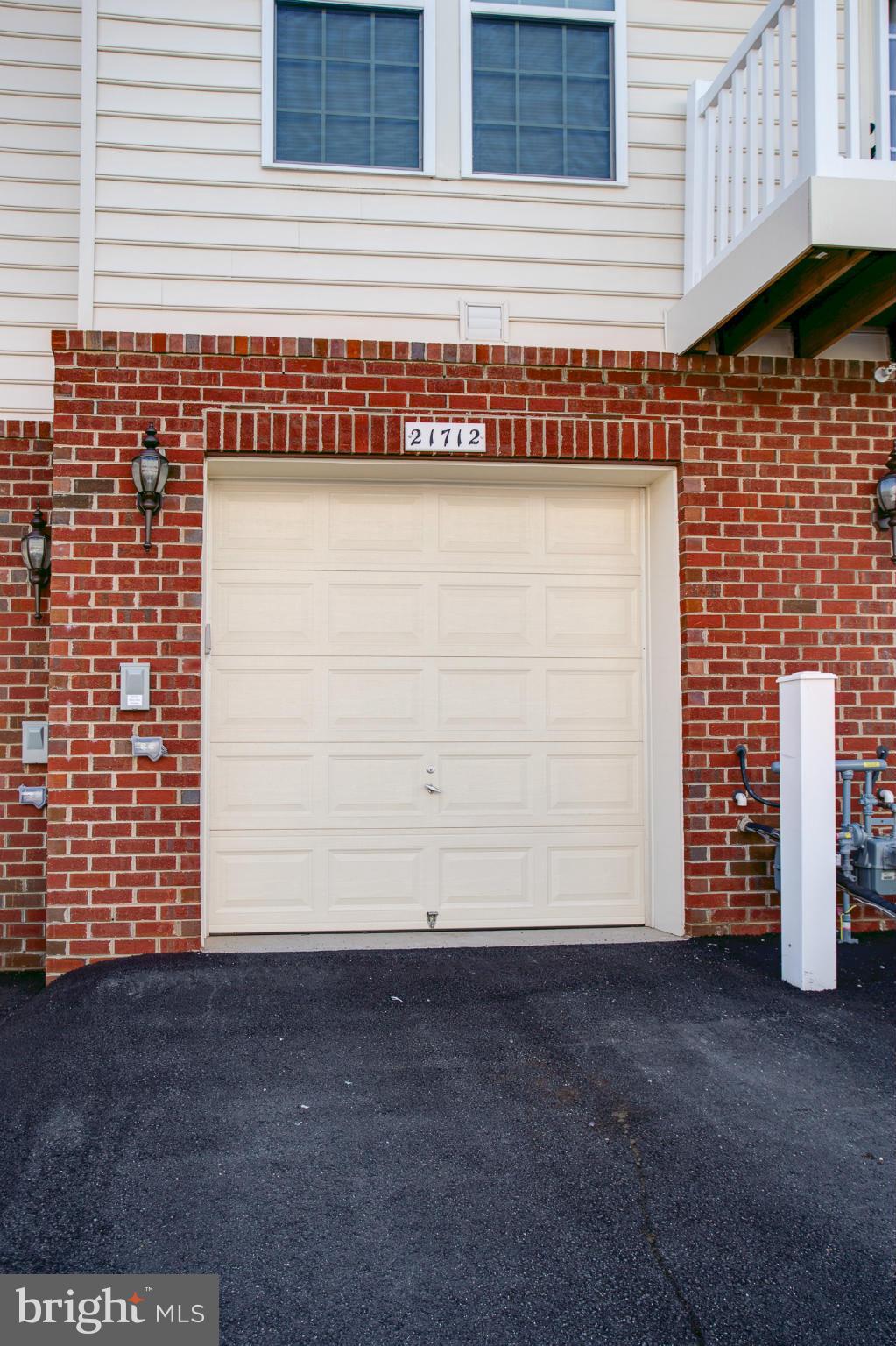 MORLEY CORNER - Residential Lease