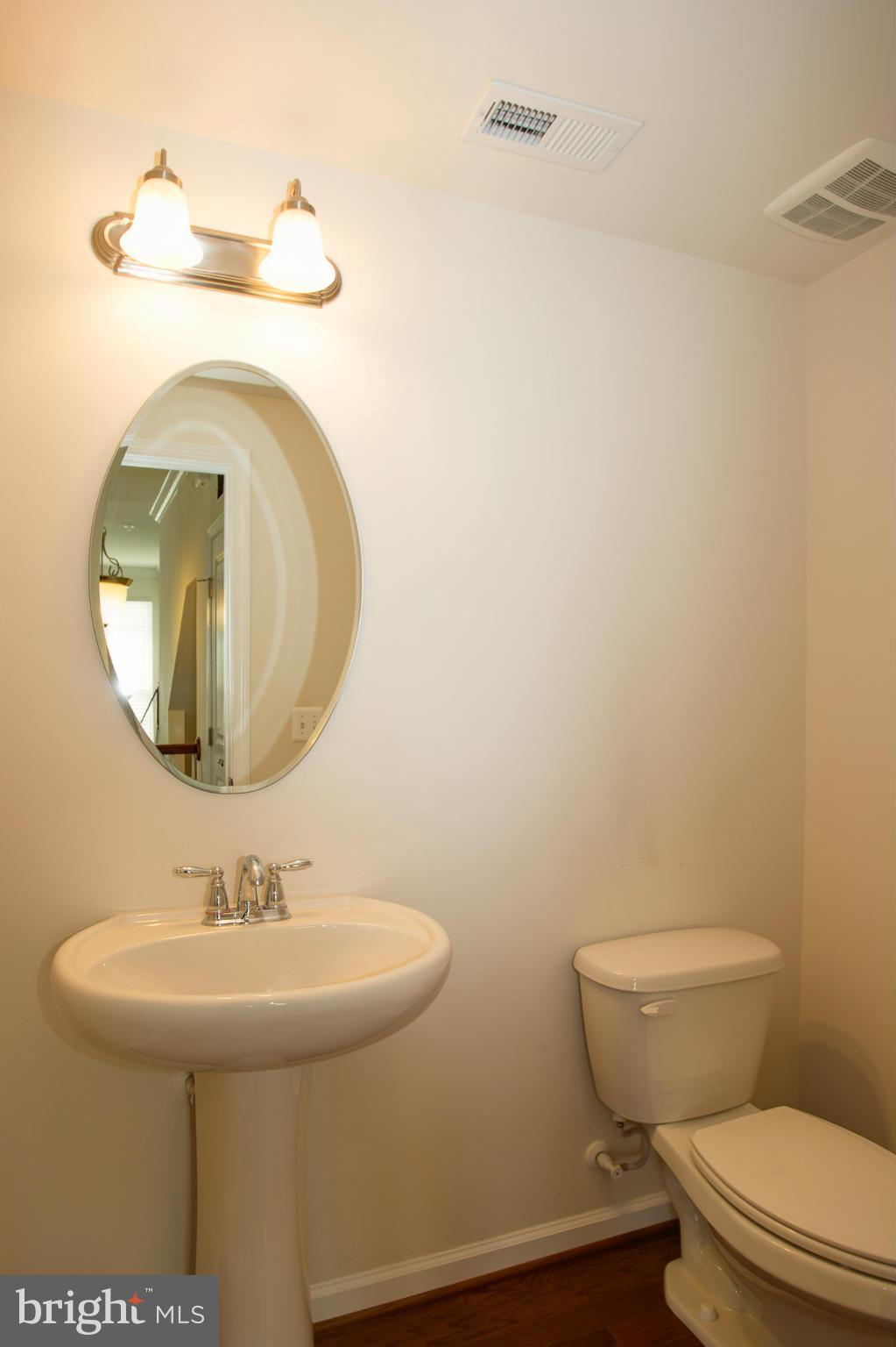 MORLEY CORNER - Residential Lease